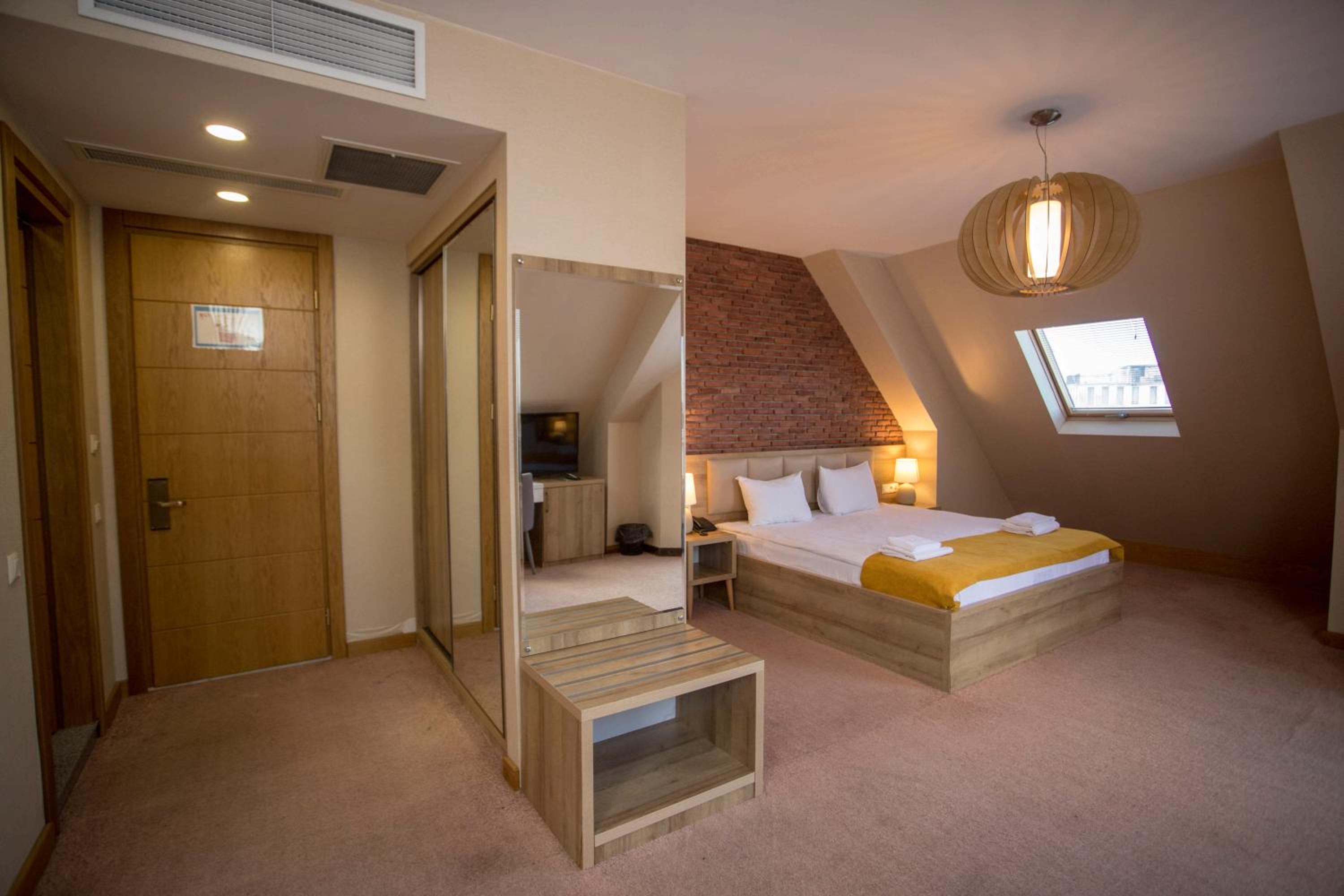 Suite with City View