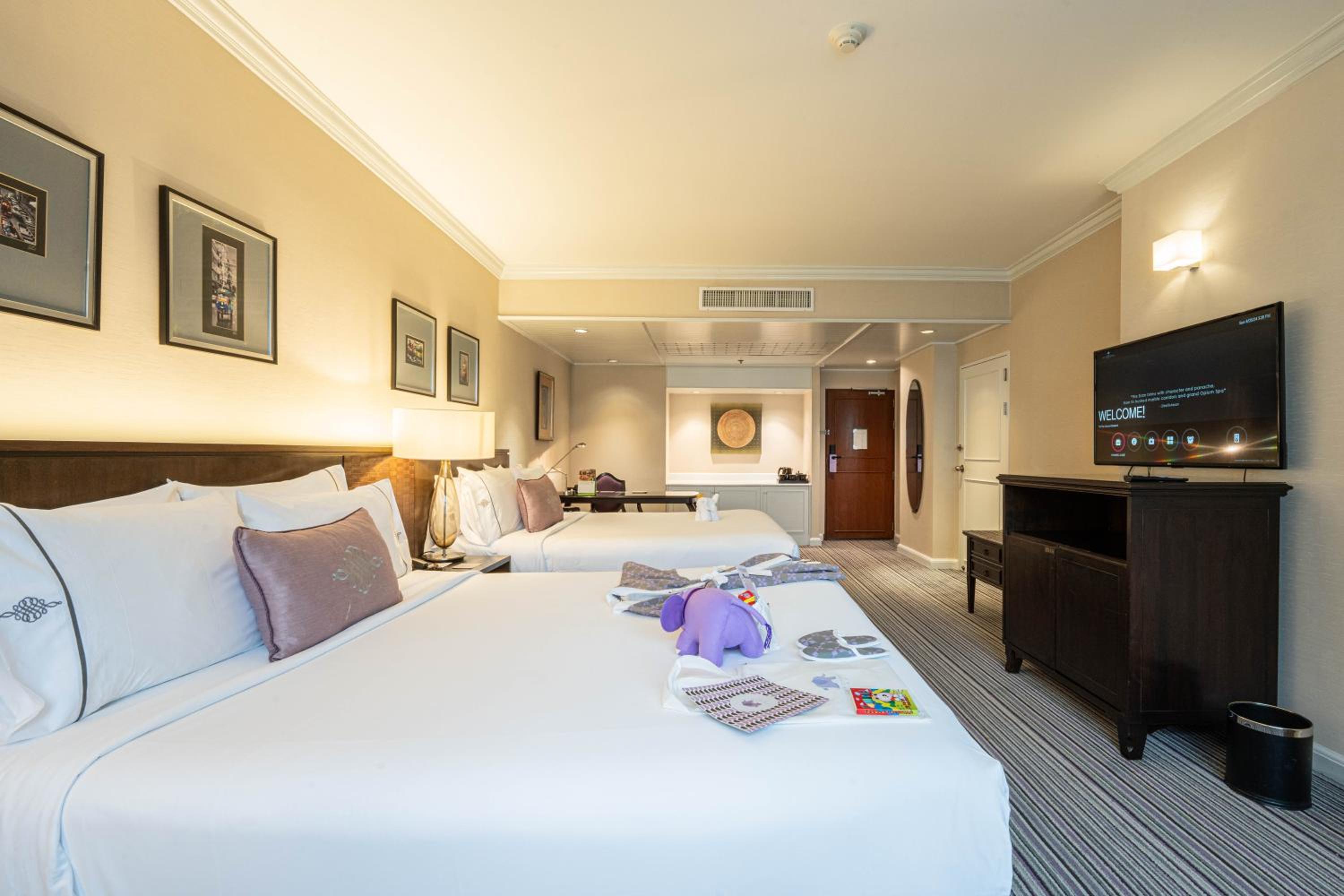 Premier Family Room (2 Adults + 2 Child)