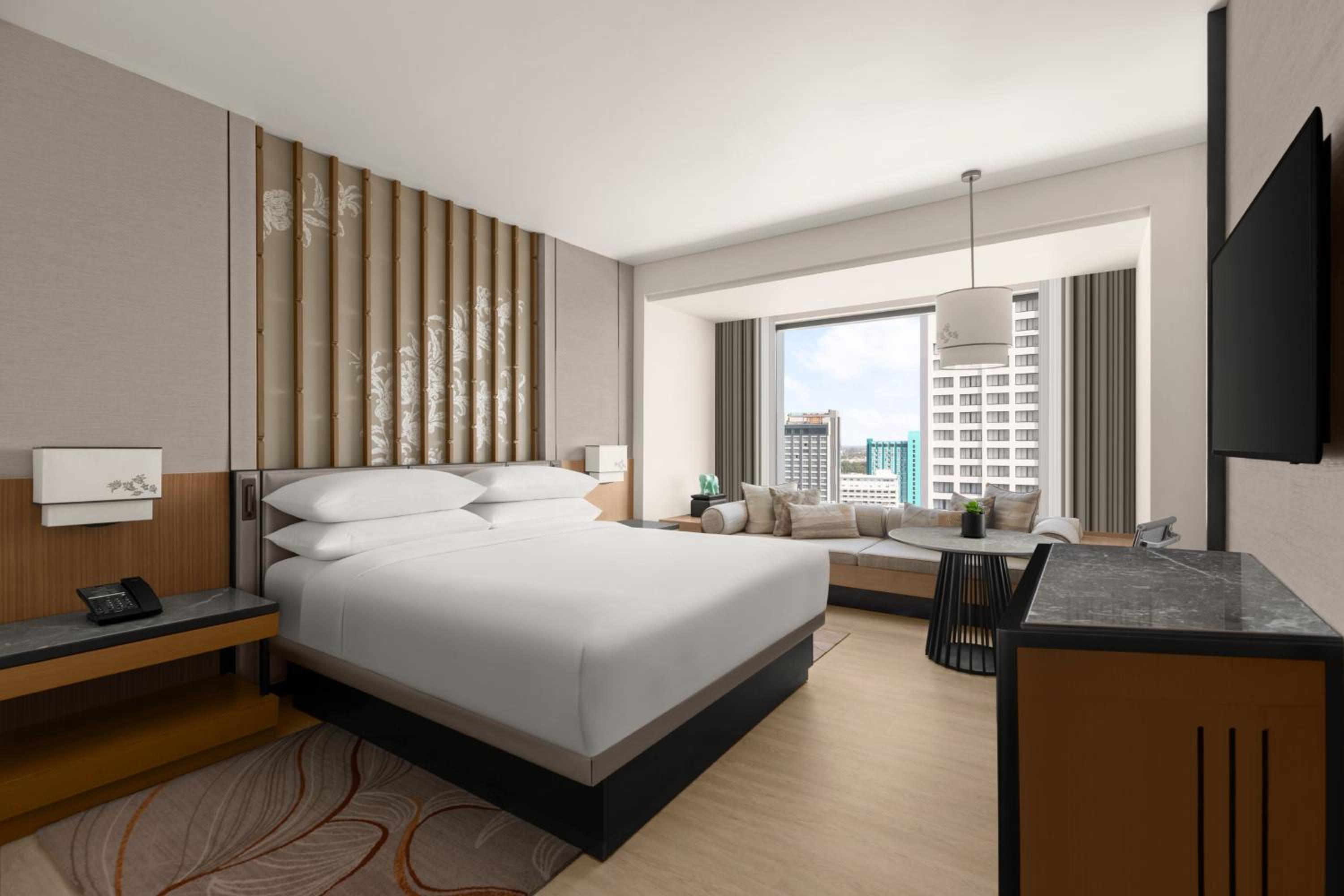 Deluxe Room (K), Guest room, 1 King, Sofa bed