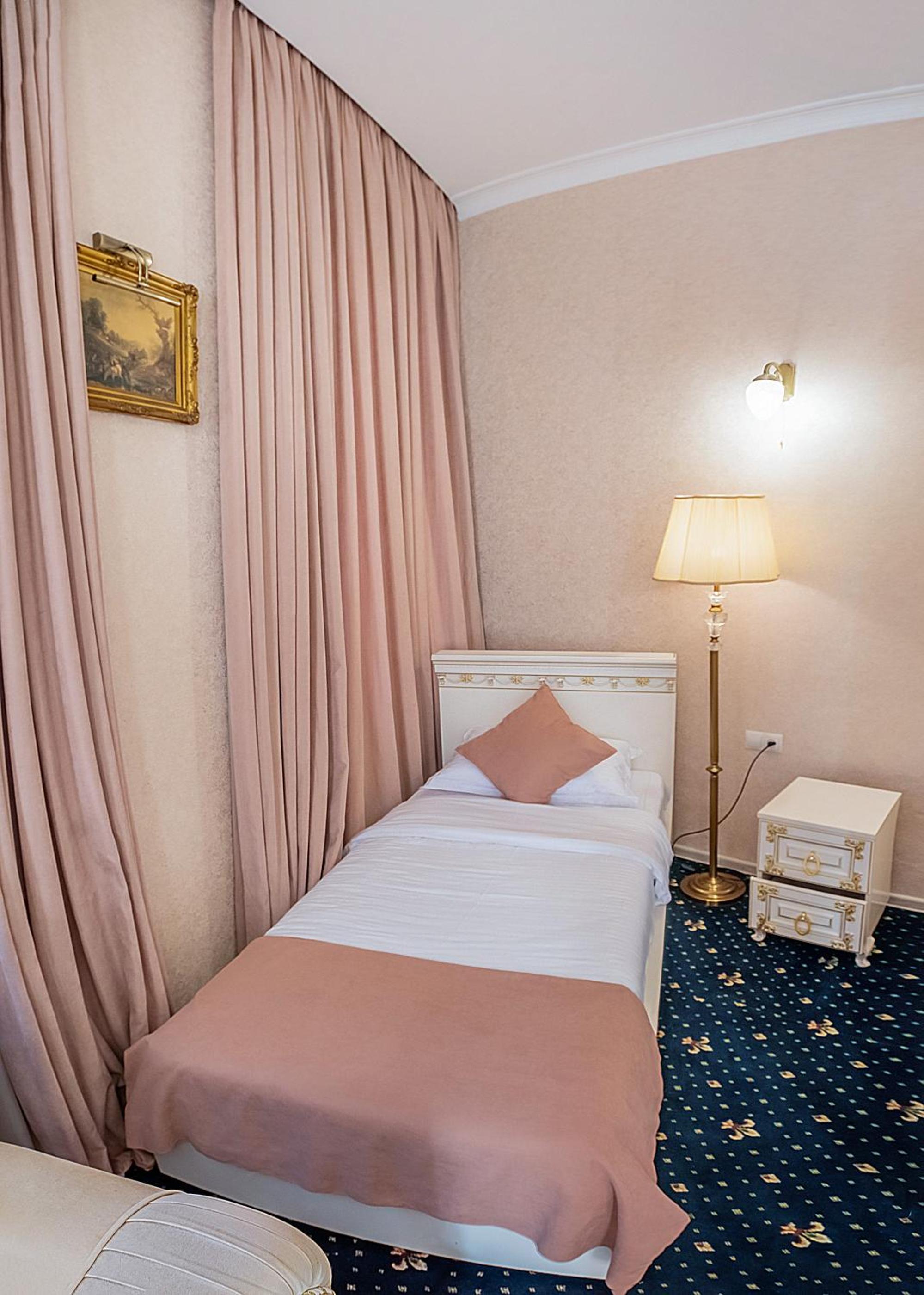 King Room with Balcony