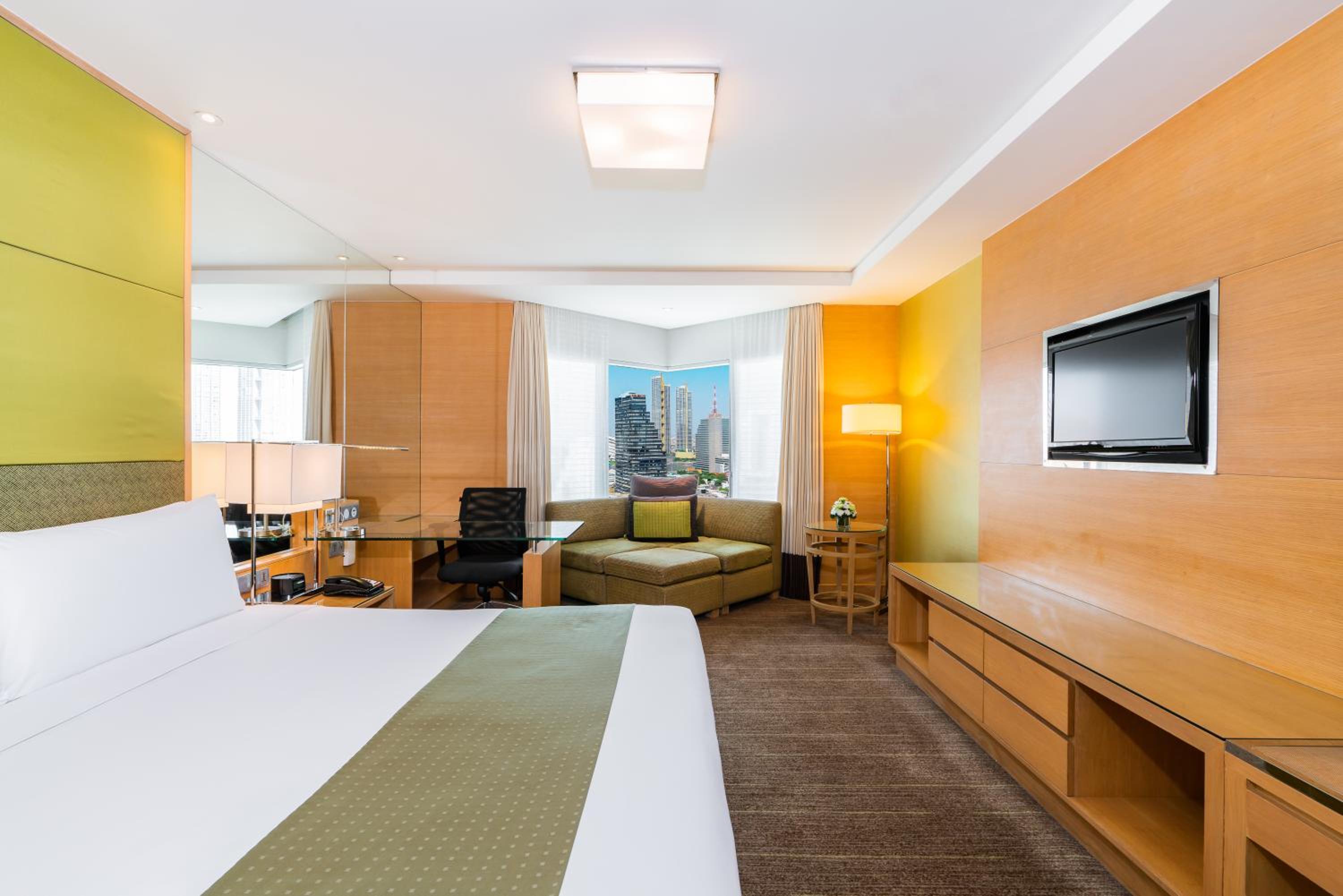 Premium King Room with City View - Non-Smoking