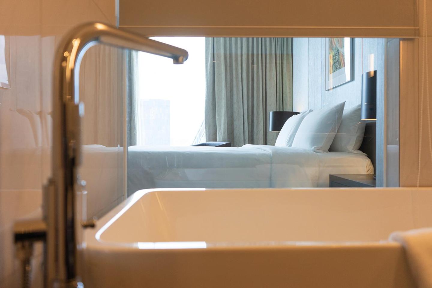 Club Double or Twin Room with Lounge Access