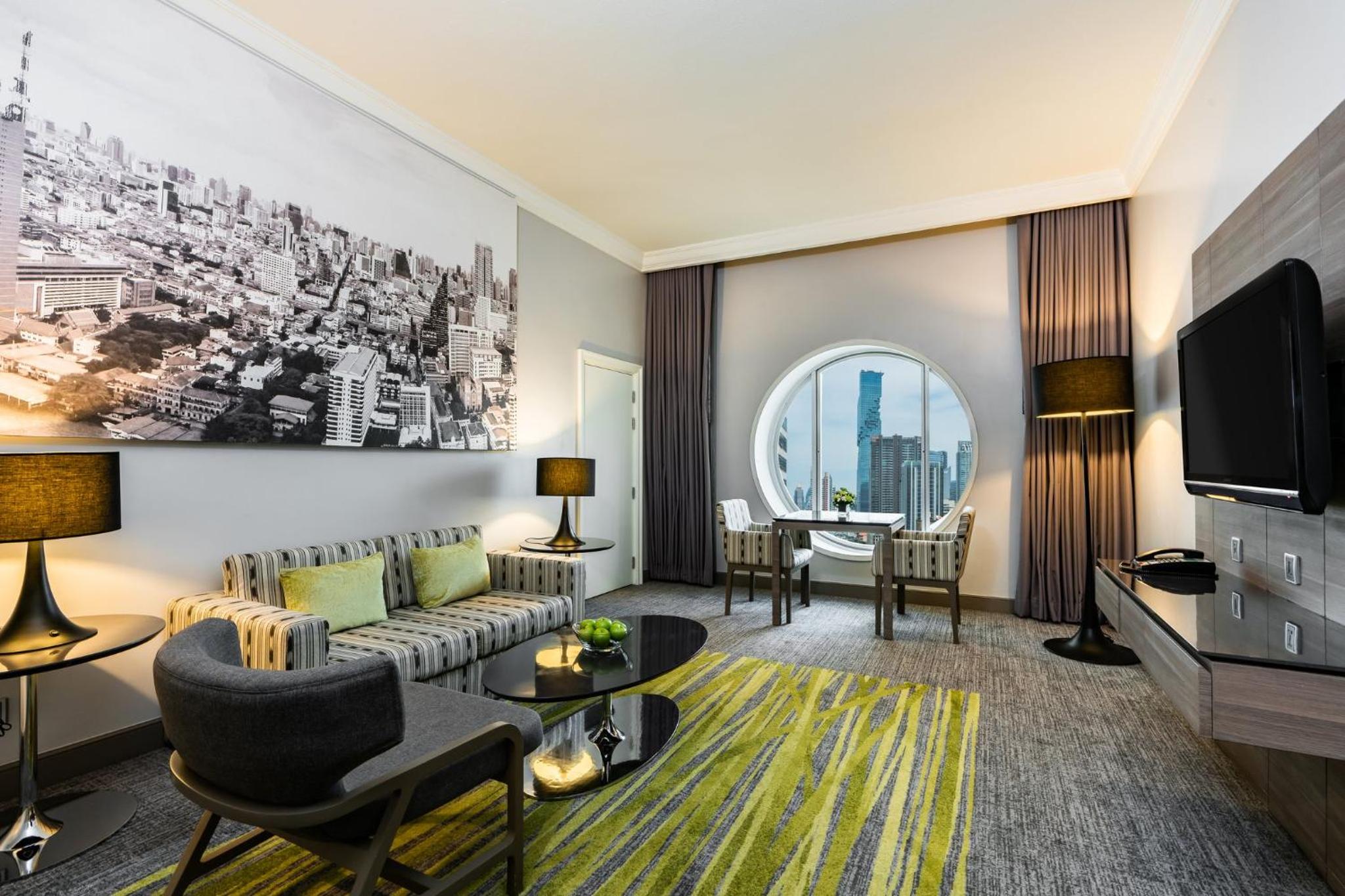 One-Bedroom King Suite with City View