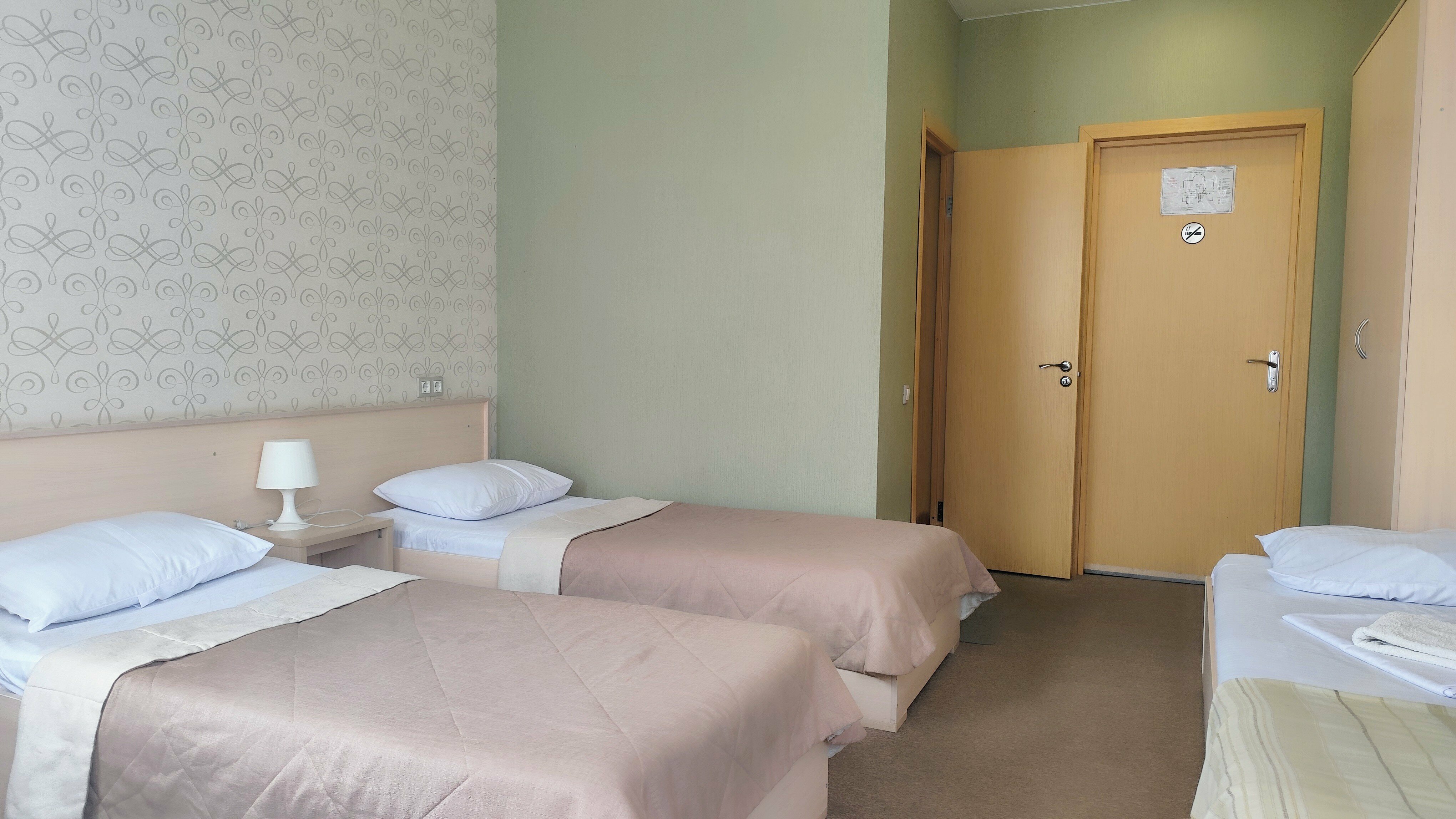 Классический трехместный номер