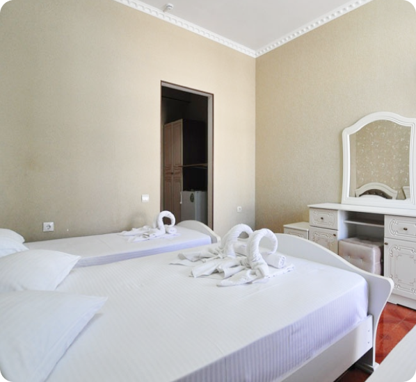 Четырехместный номер с балконом