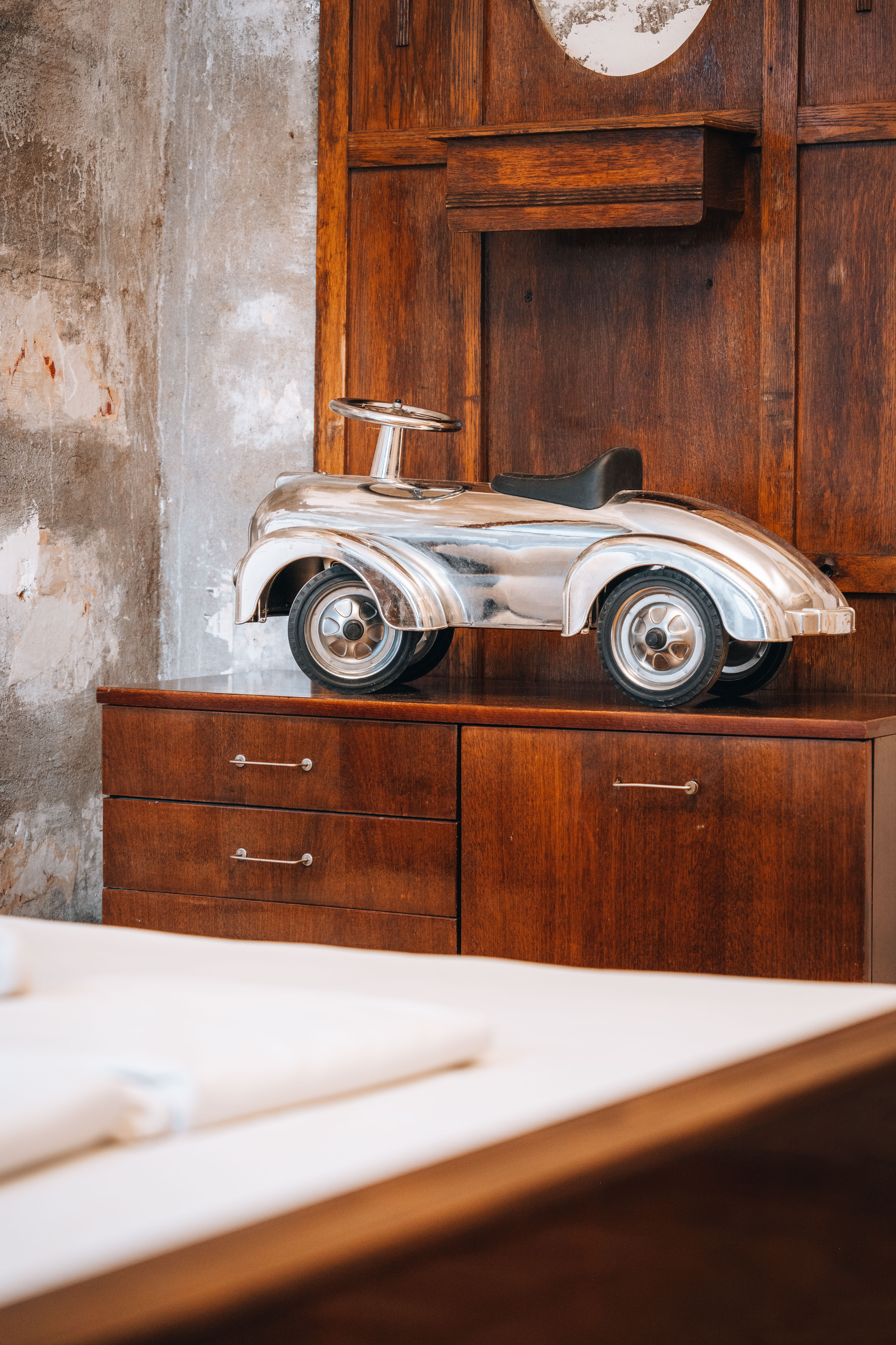 Бетонная Комната