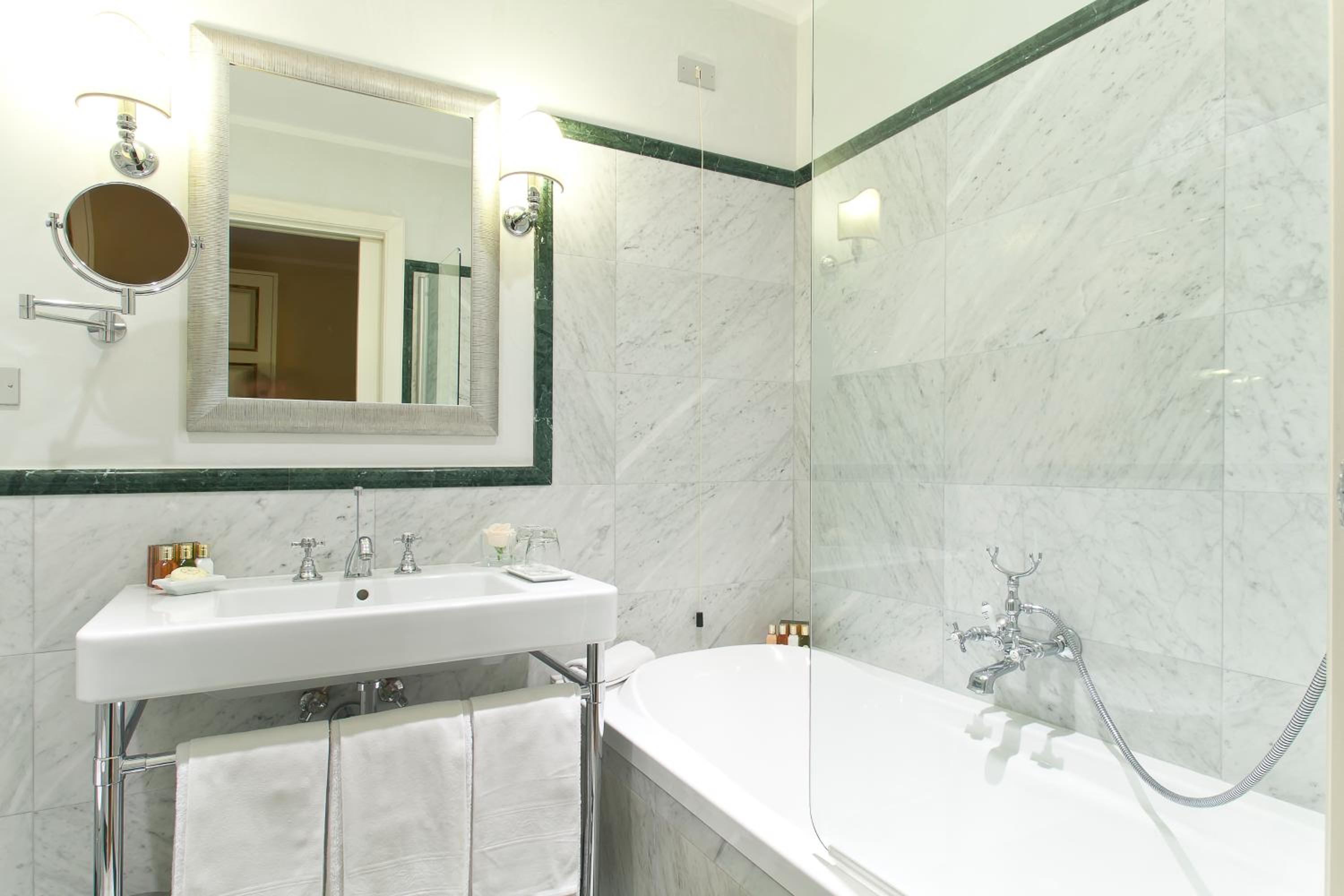 Executive Triple Room