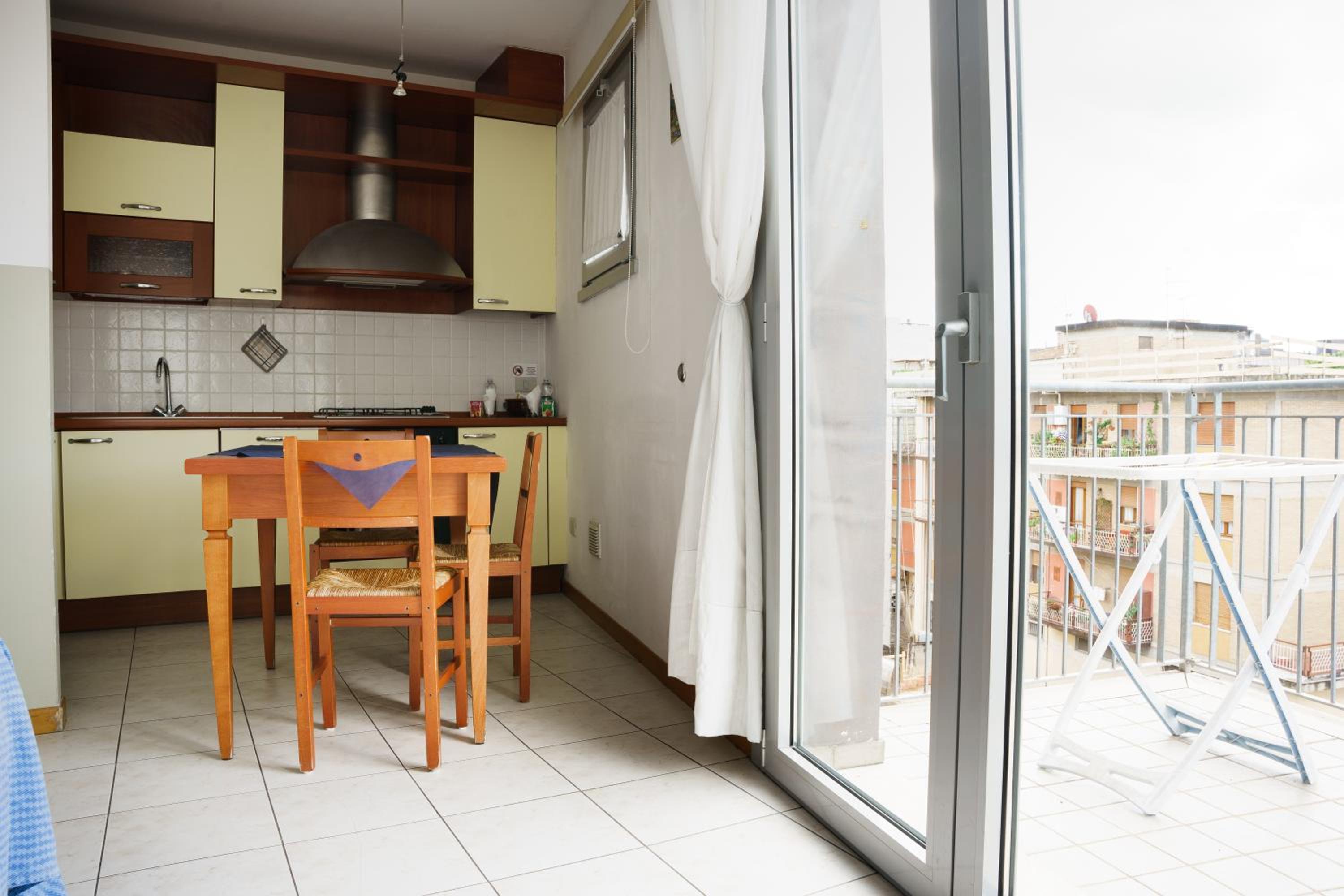 One-Bedroom Apartment