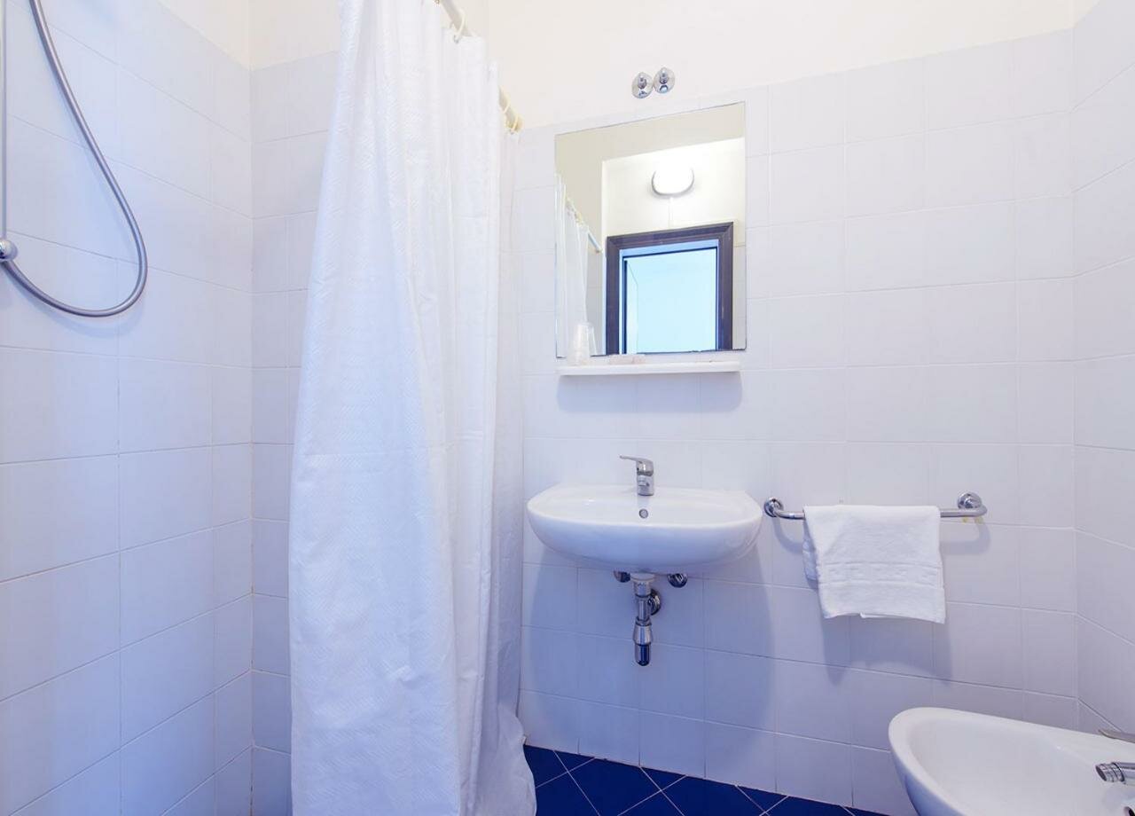Classic Double Room with Balcony and Partial Sea View