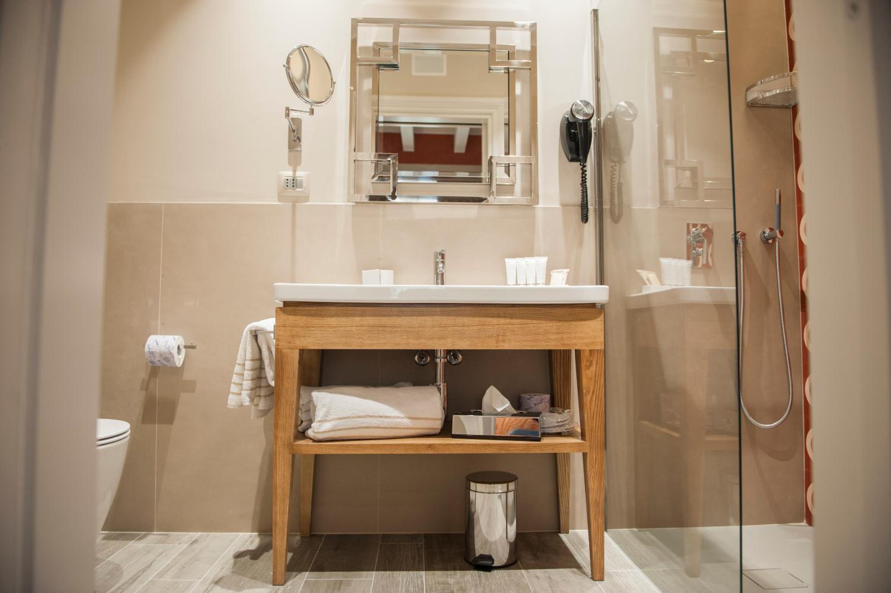 Comfort Double or Twin Room