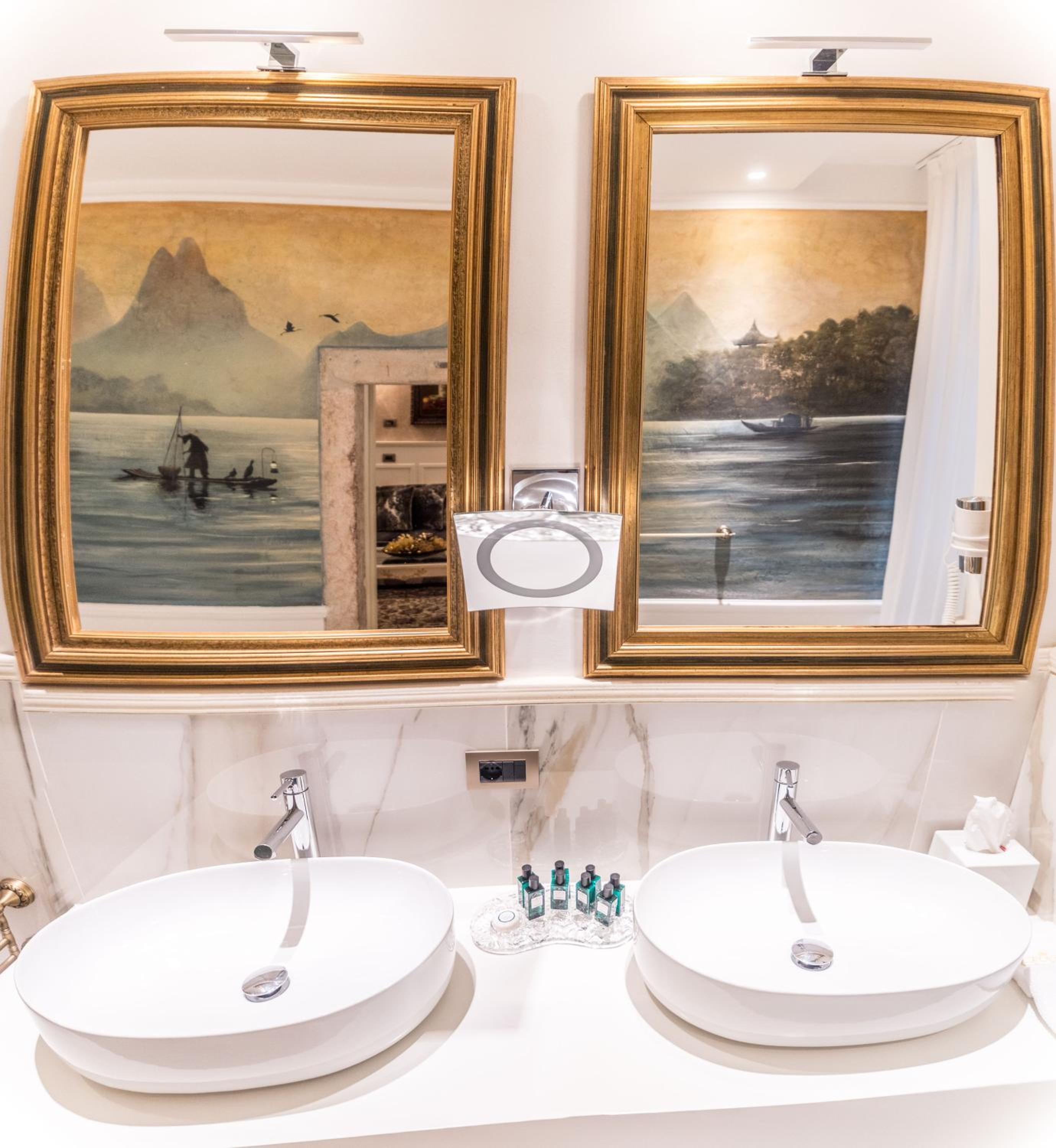 Imperial Suite with Grand Canal View