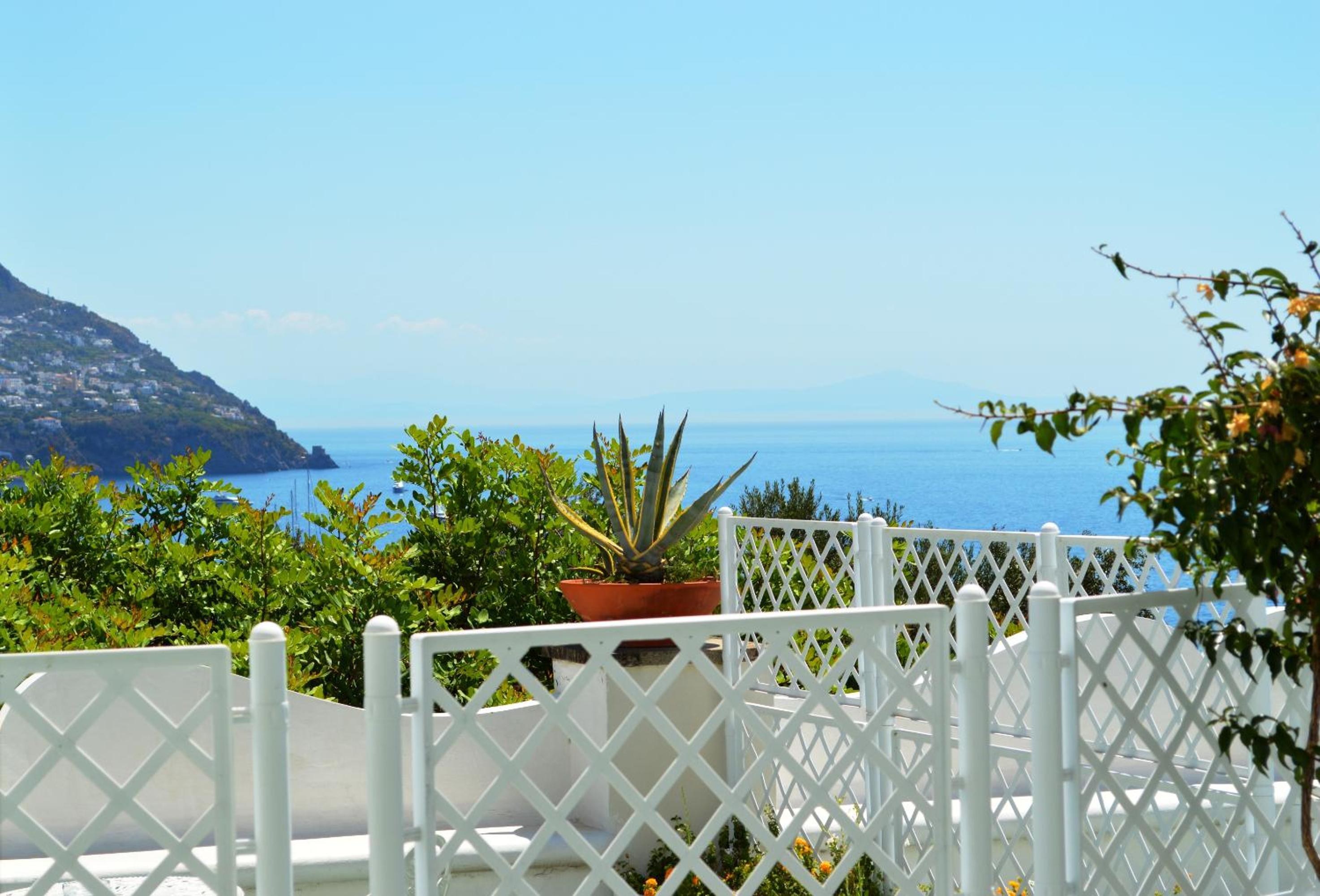 Superior Triple Room with Sea View