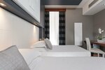 Twin Room в Metropolis