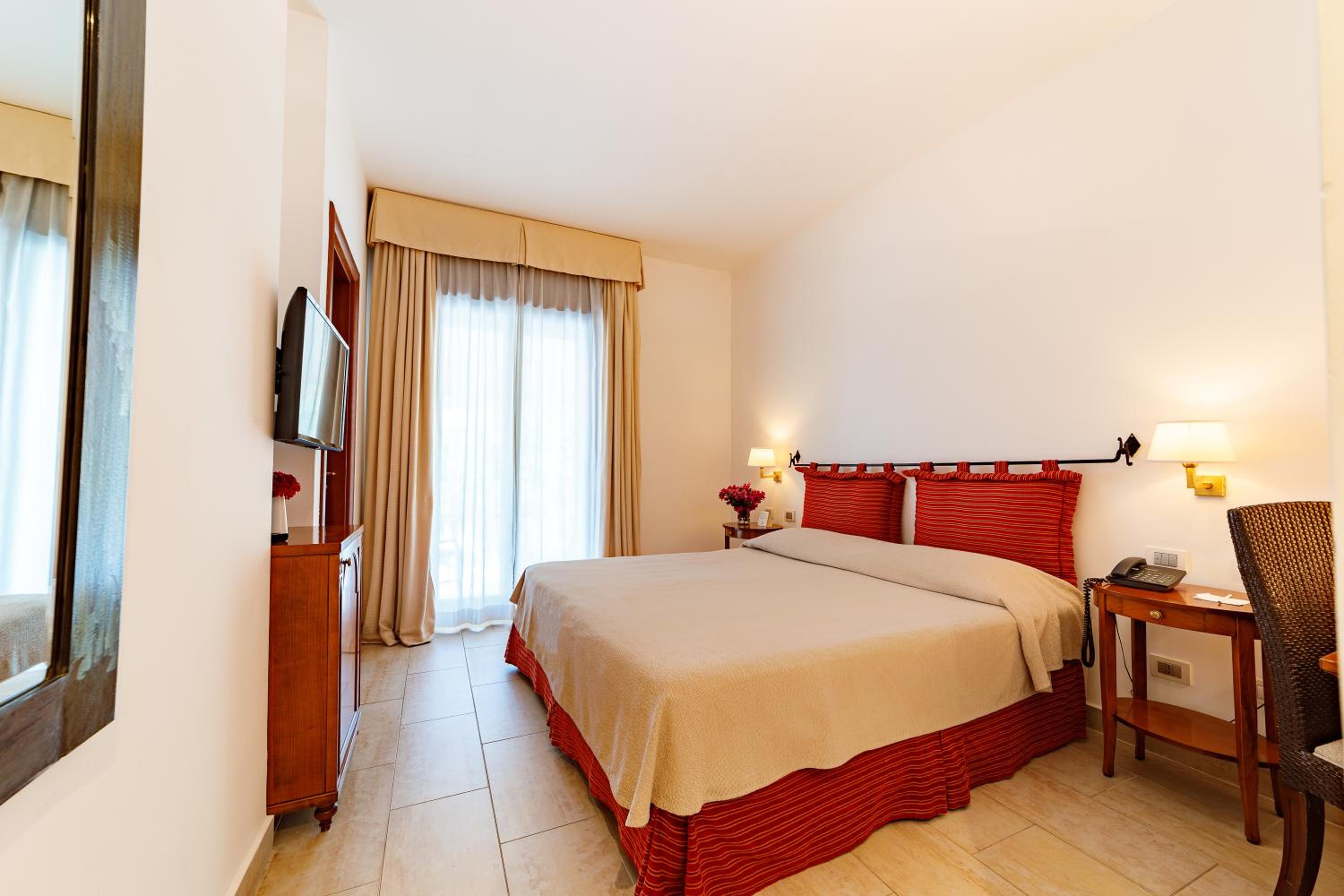 Superior Double Room with Garden View