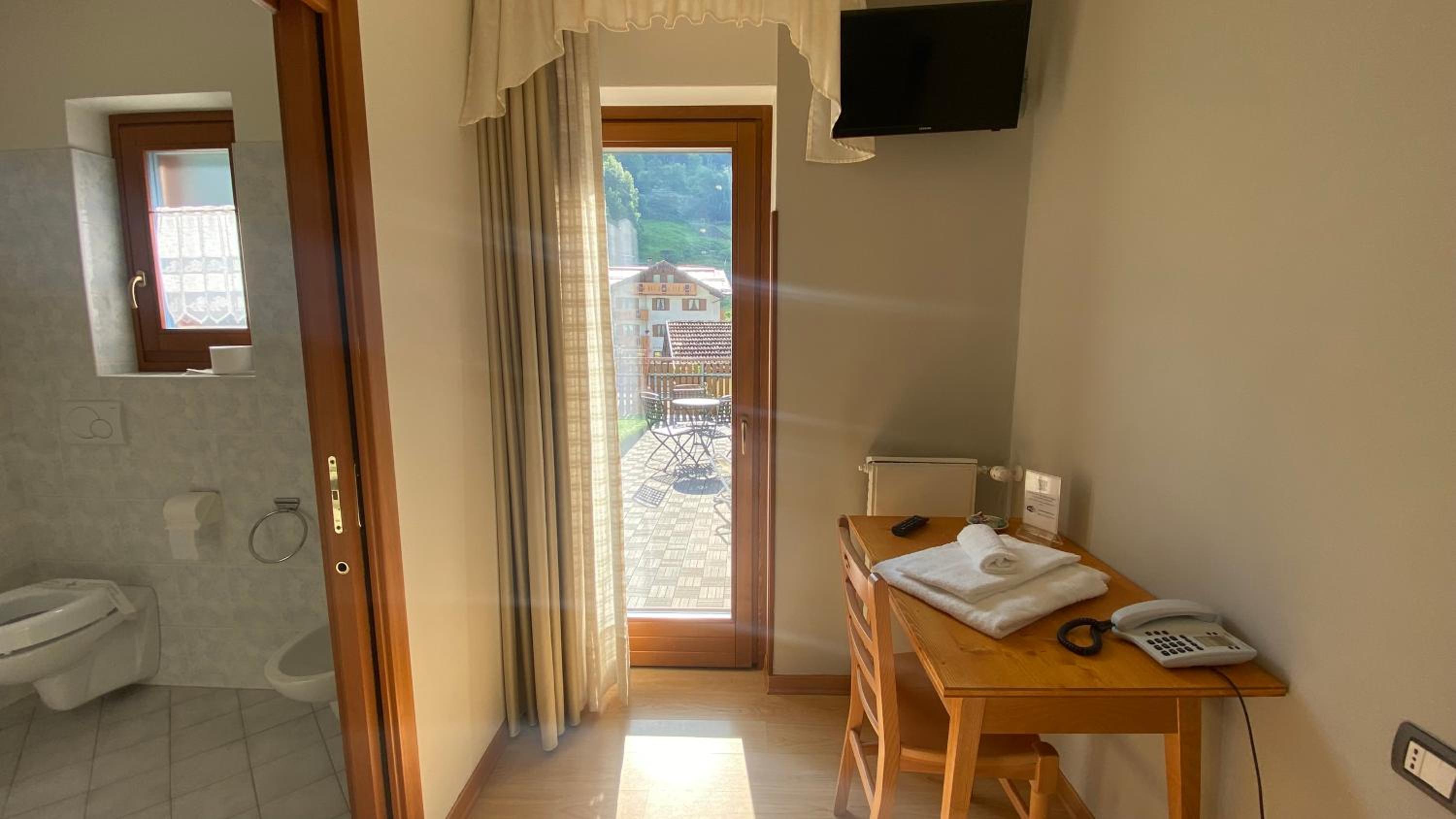 Single Room - Disability Access