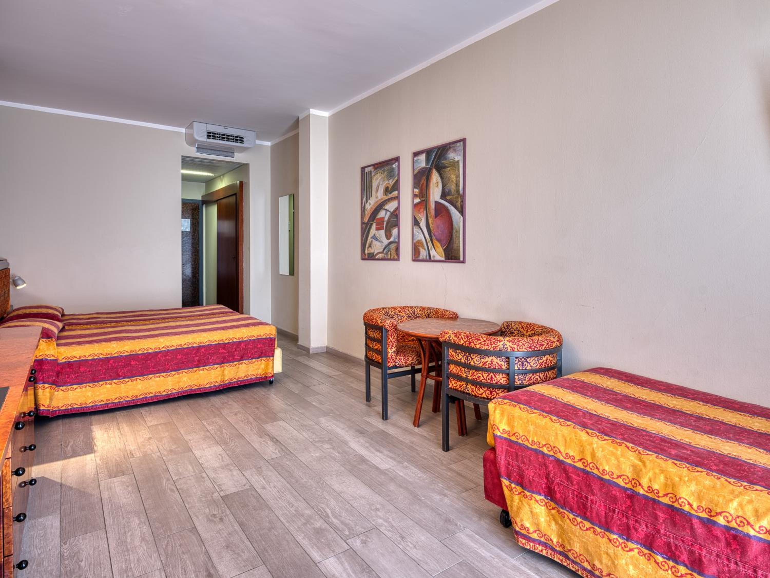 Economy Quadruple Room