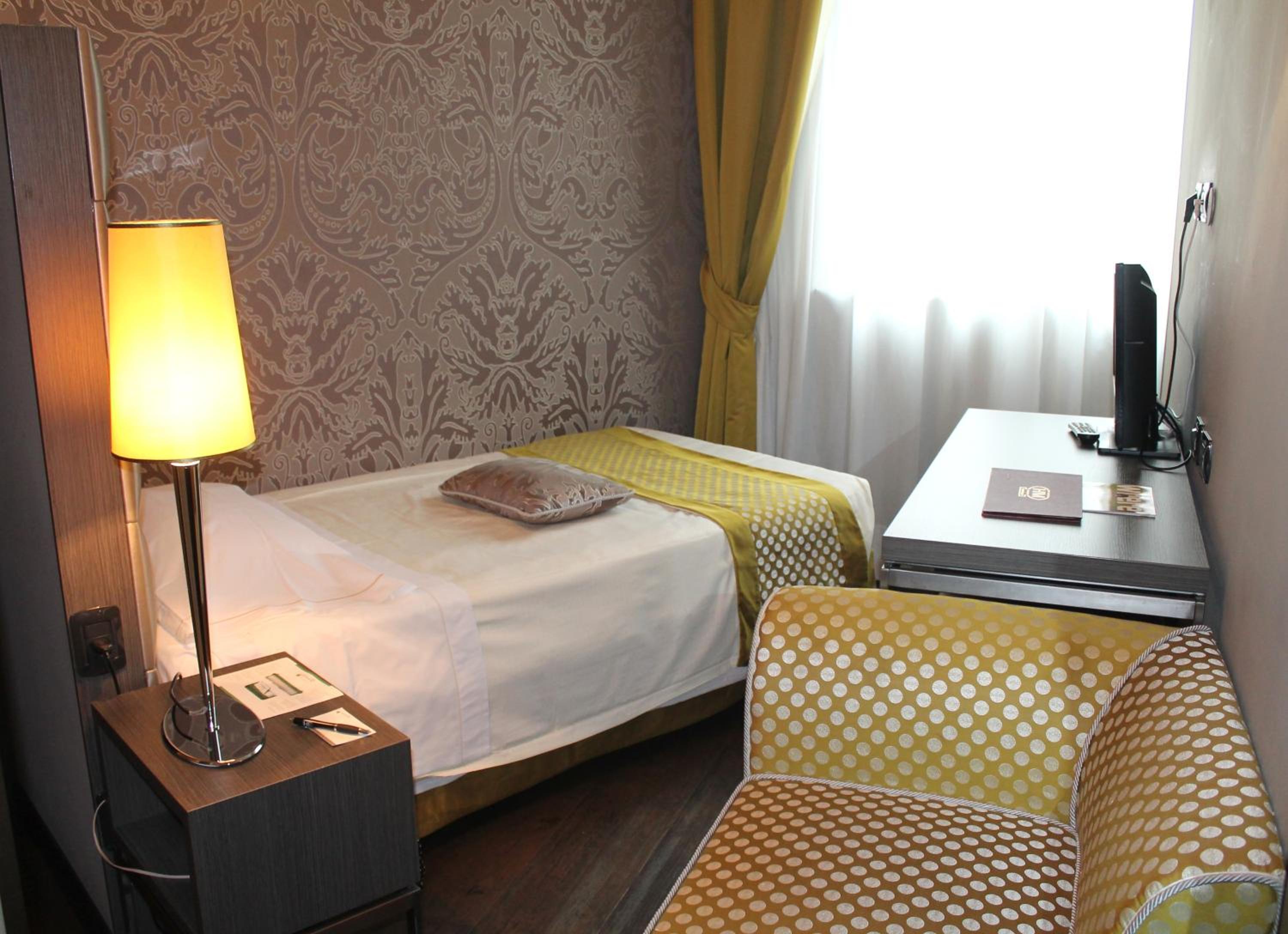 Superior Single Room