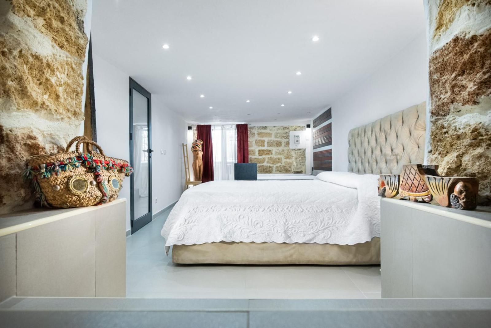 Suite with Spa Bath