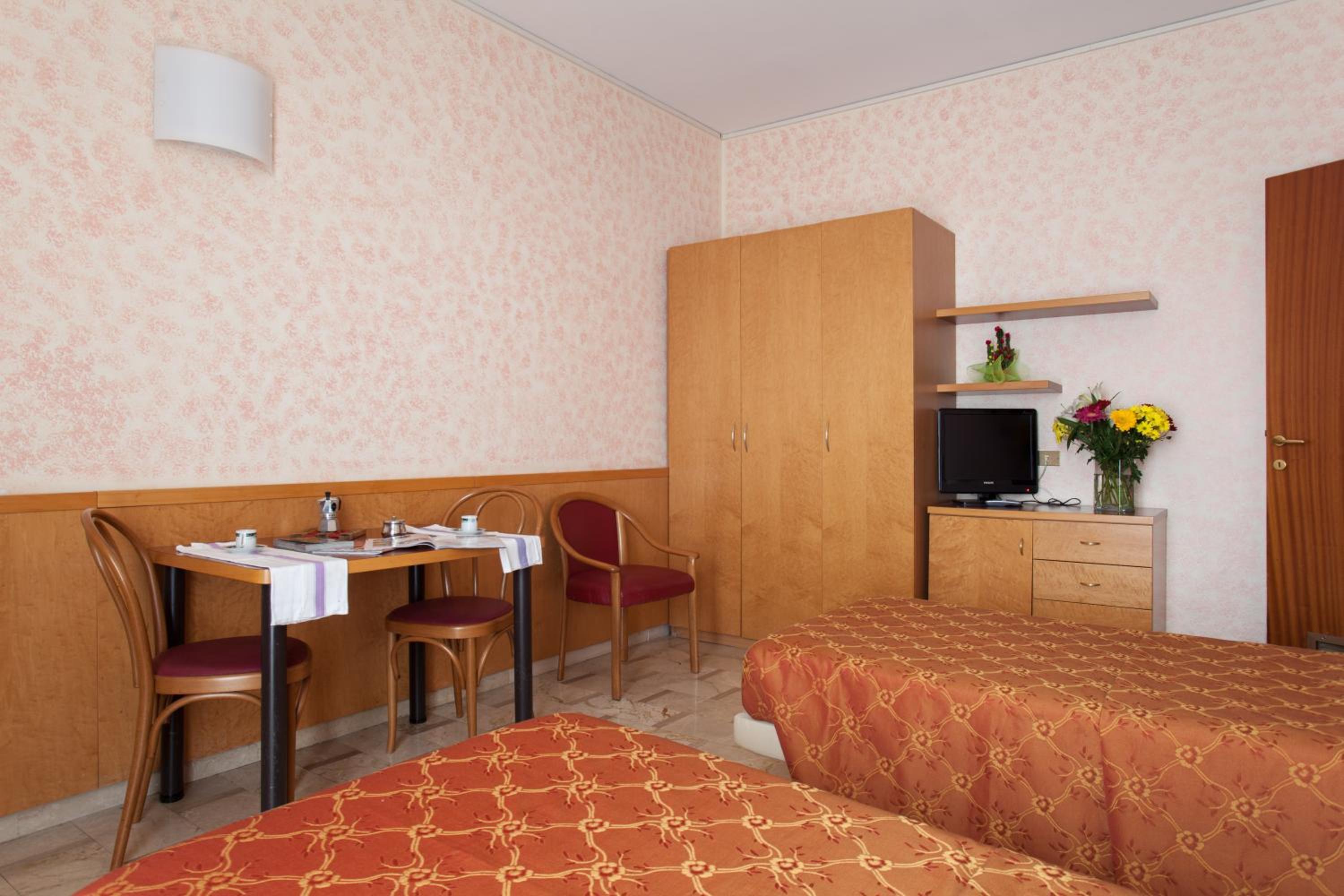 Double Room with Kitchenette