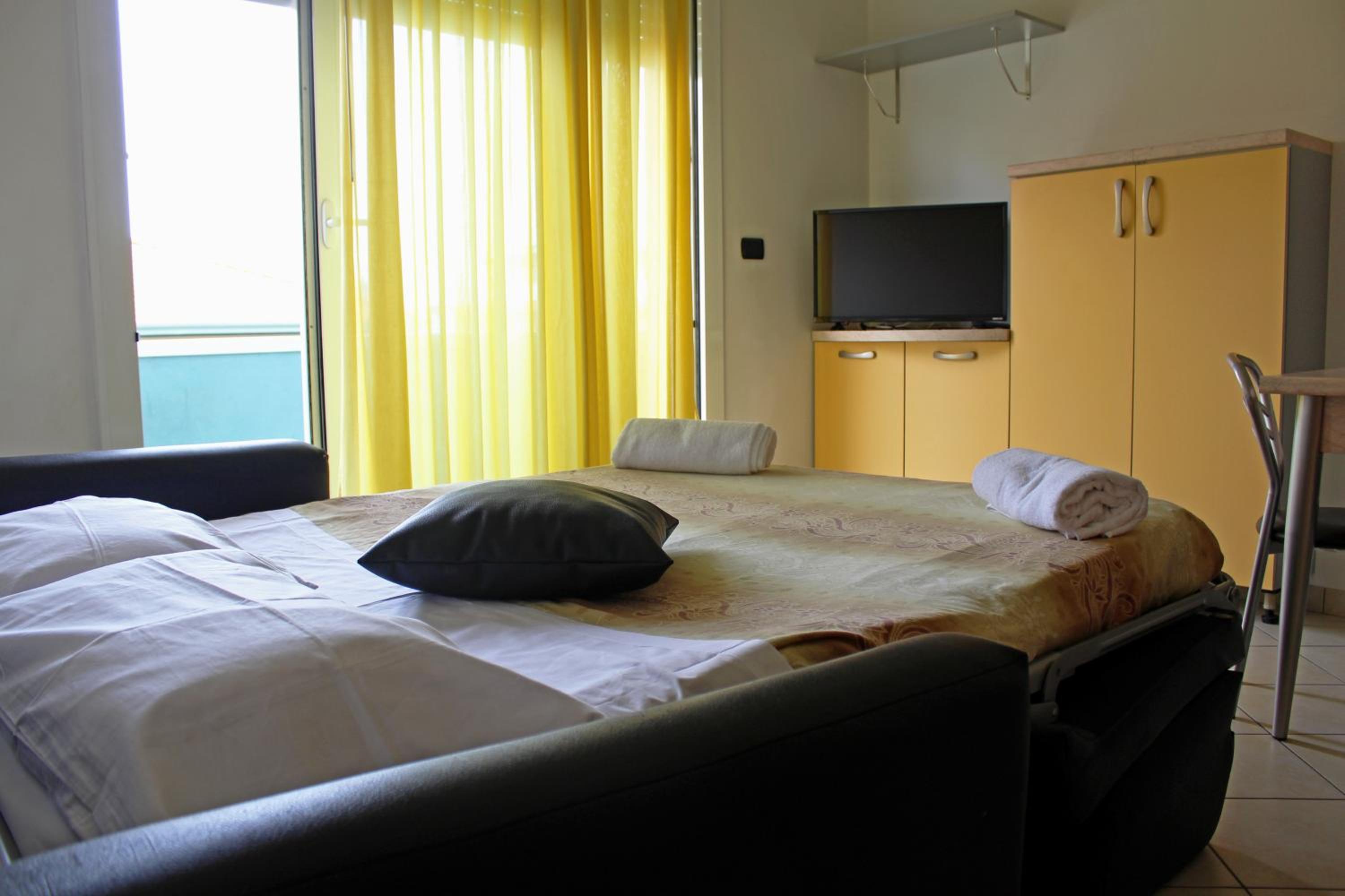 One-Bedroom Apartment (4 Adults)