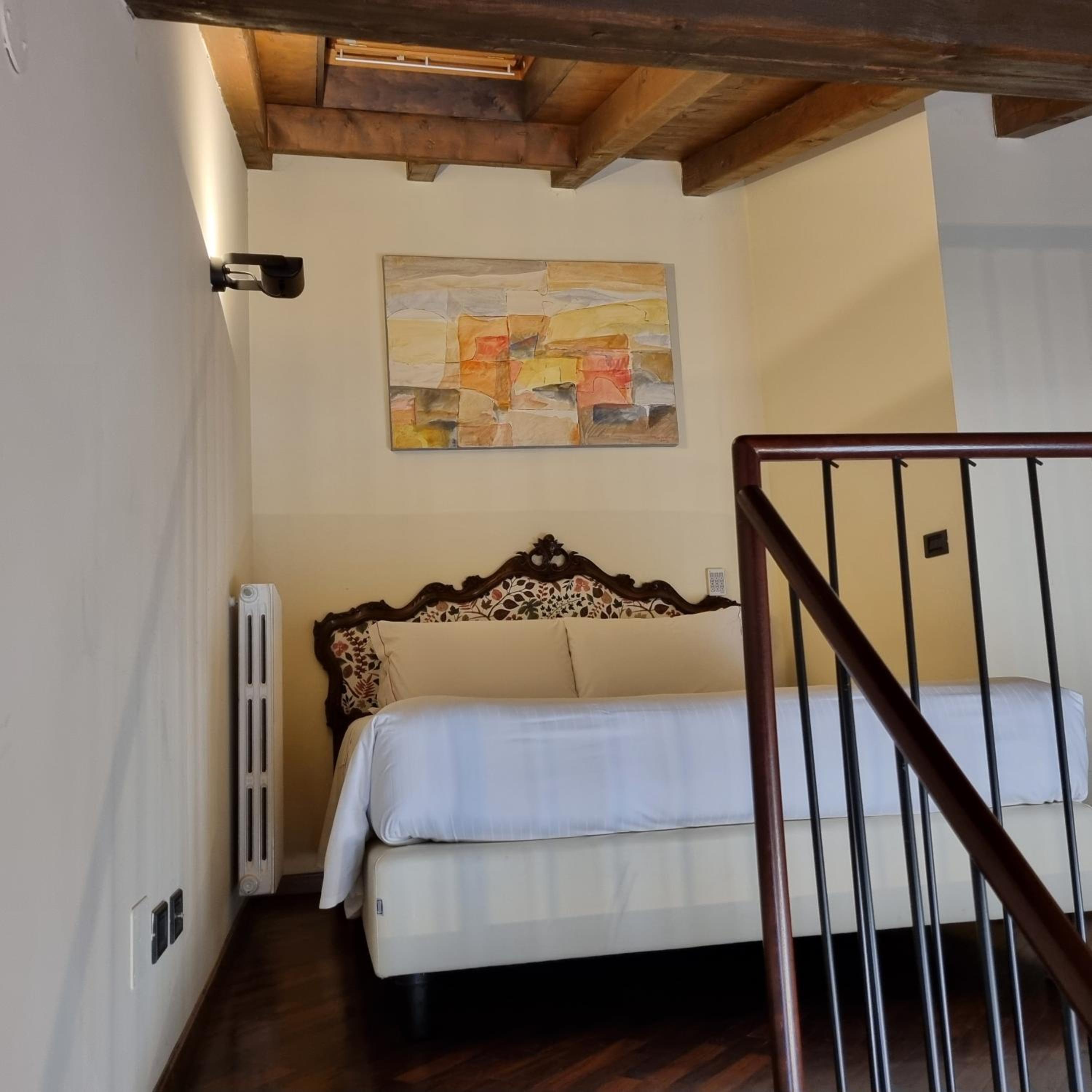 Business Apartment - Dependence 