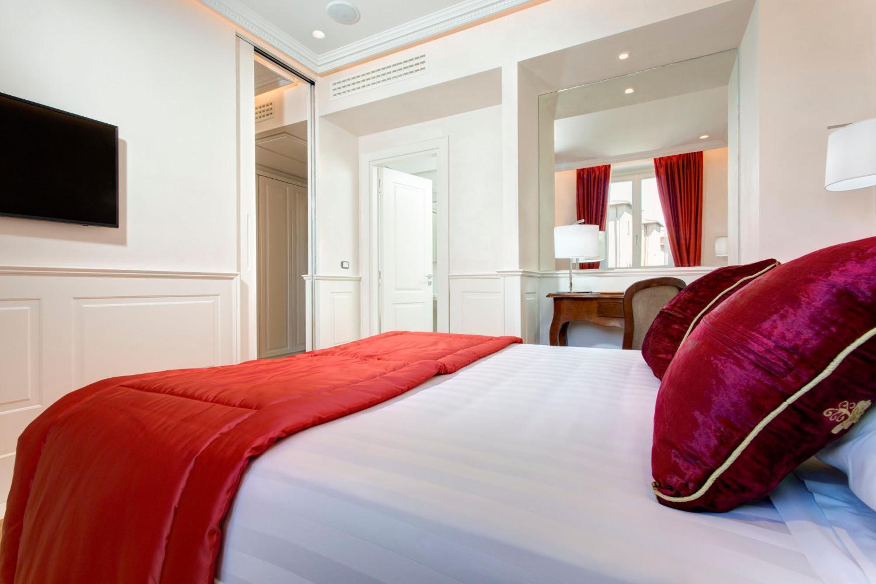 Superior Triple Room