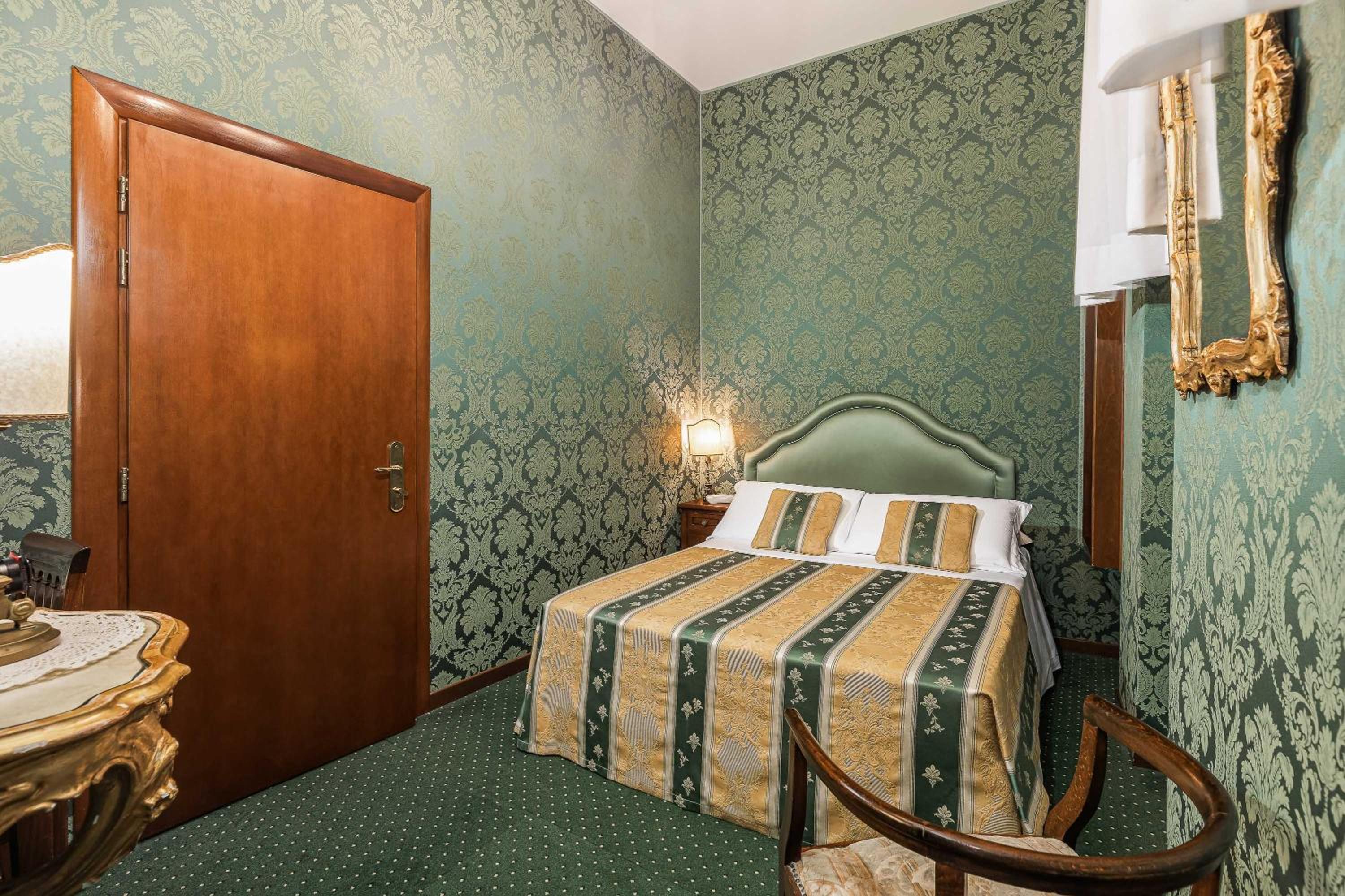 Classic Double or Twin Room