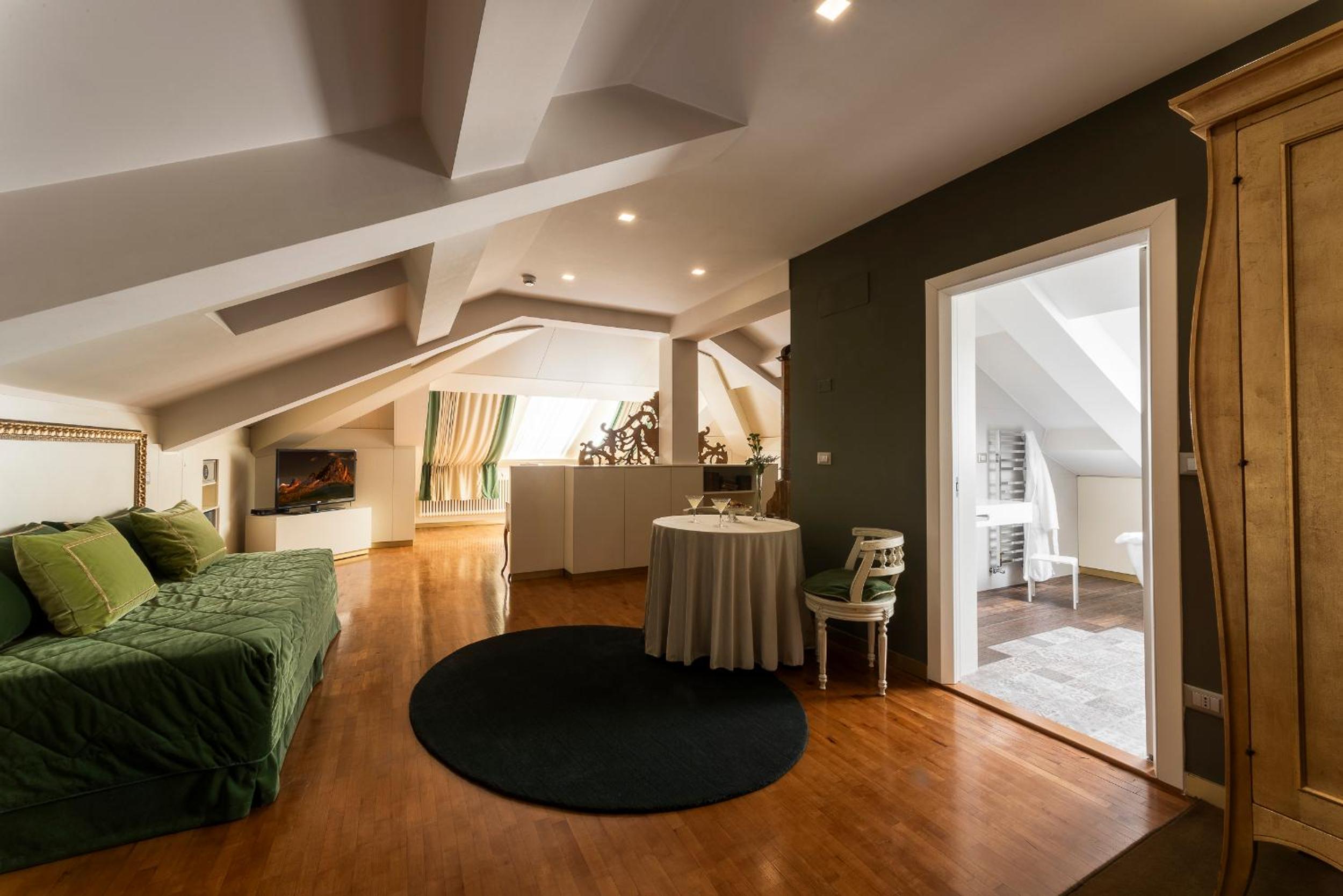Suite