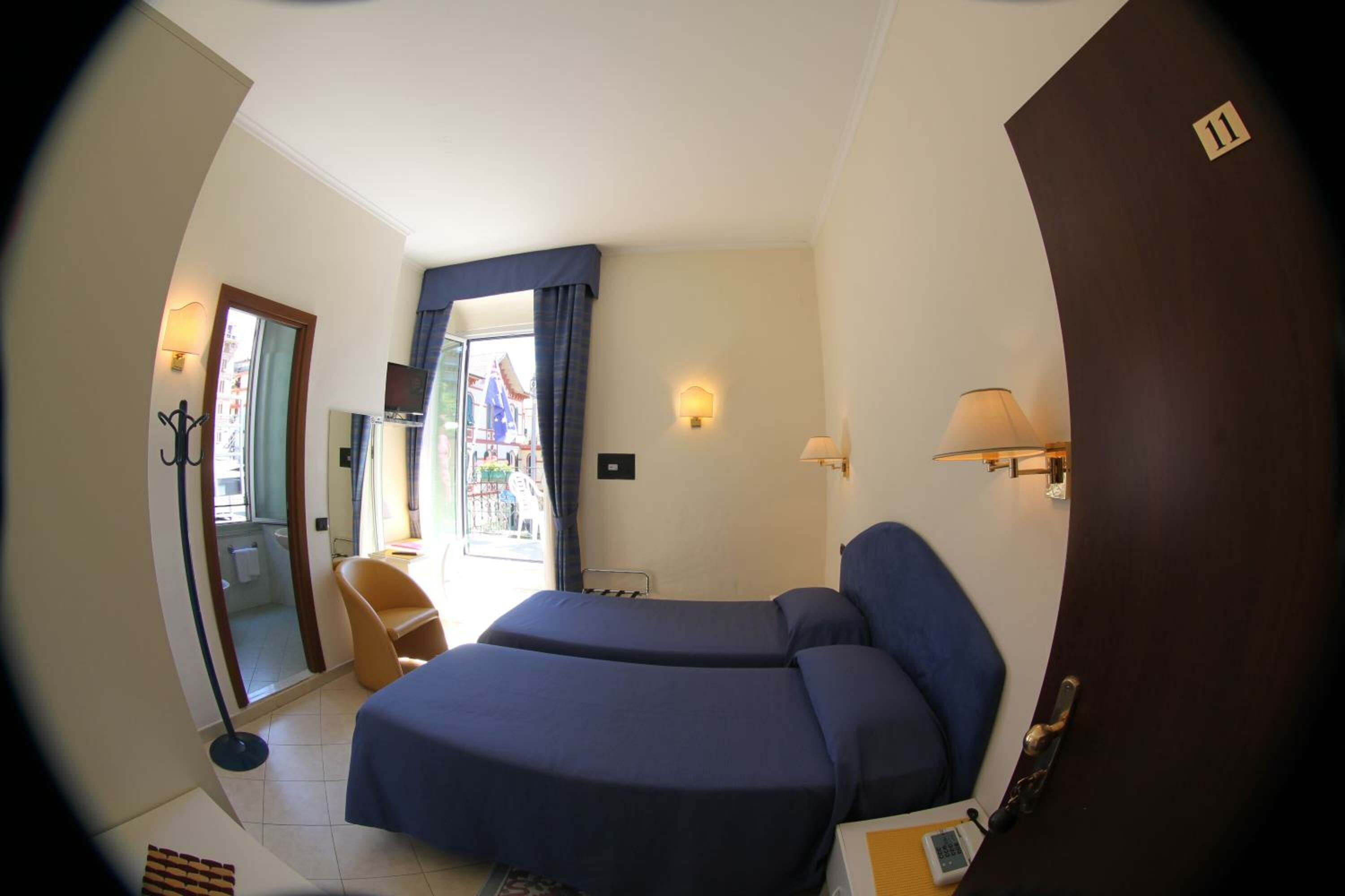 Superior Double Room - City View