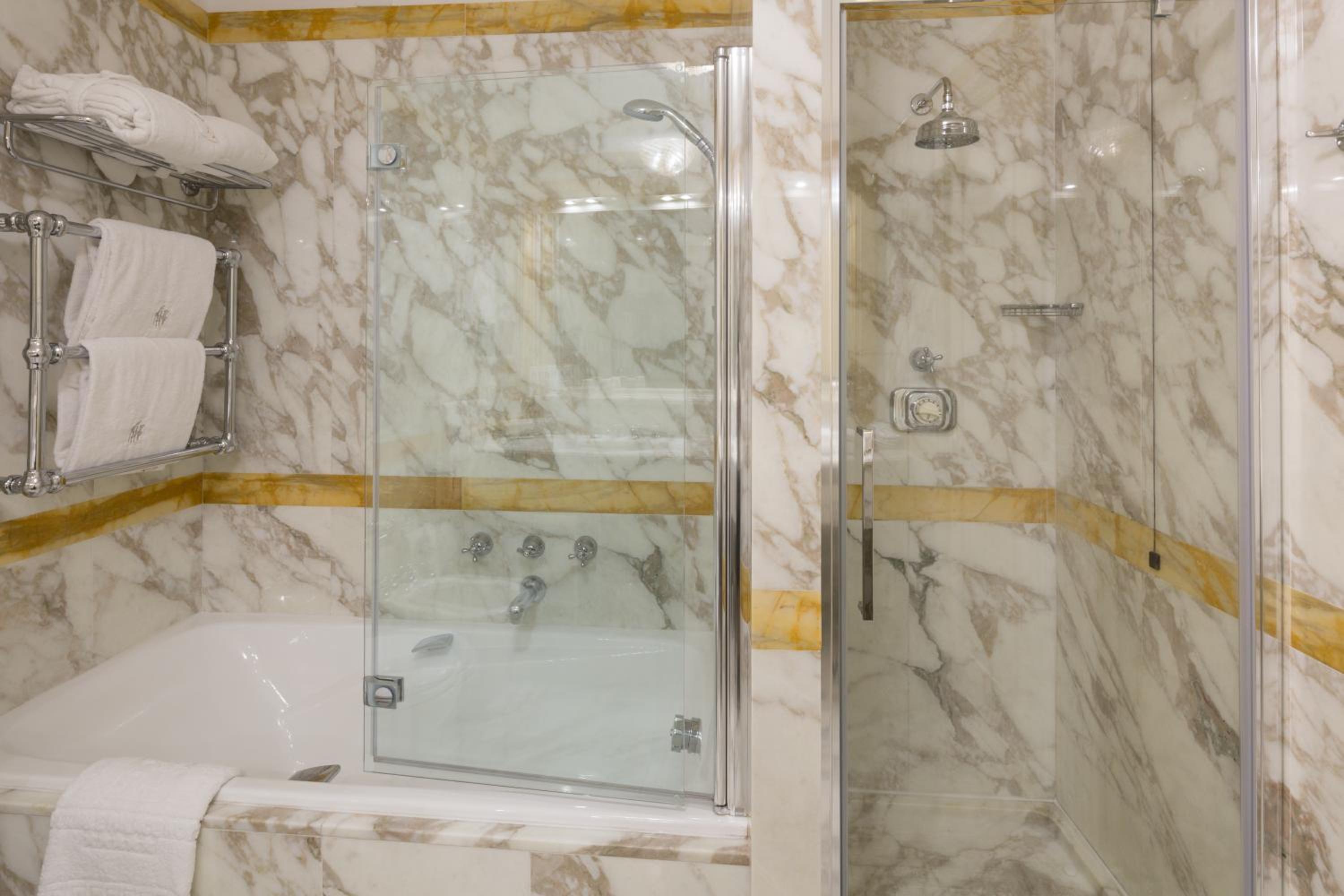 Imperial Suite - Adults Only