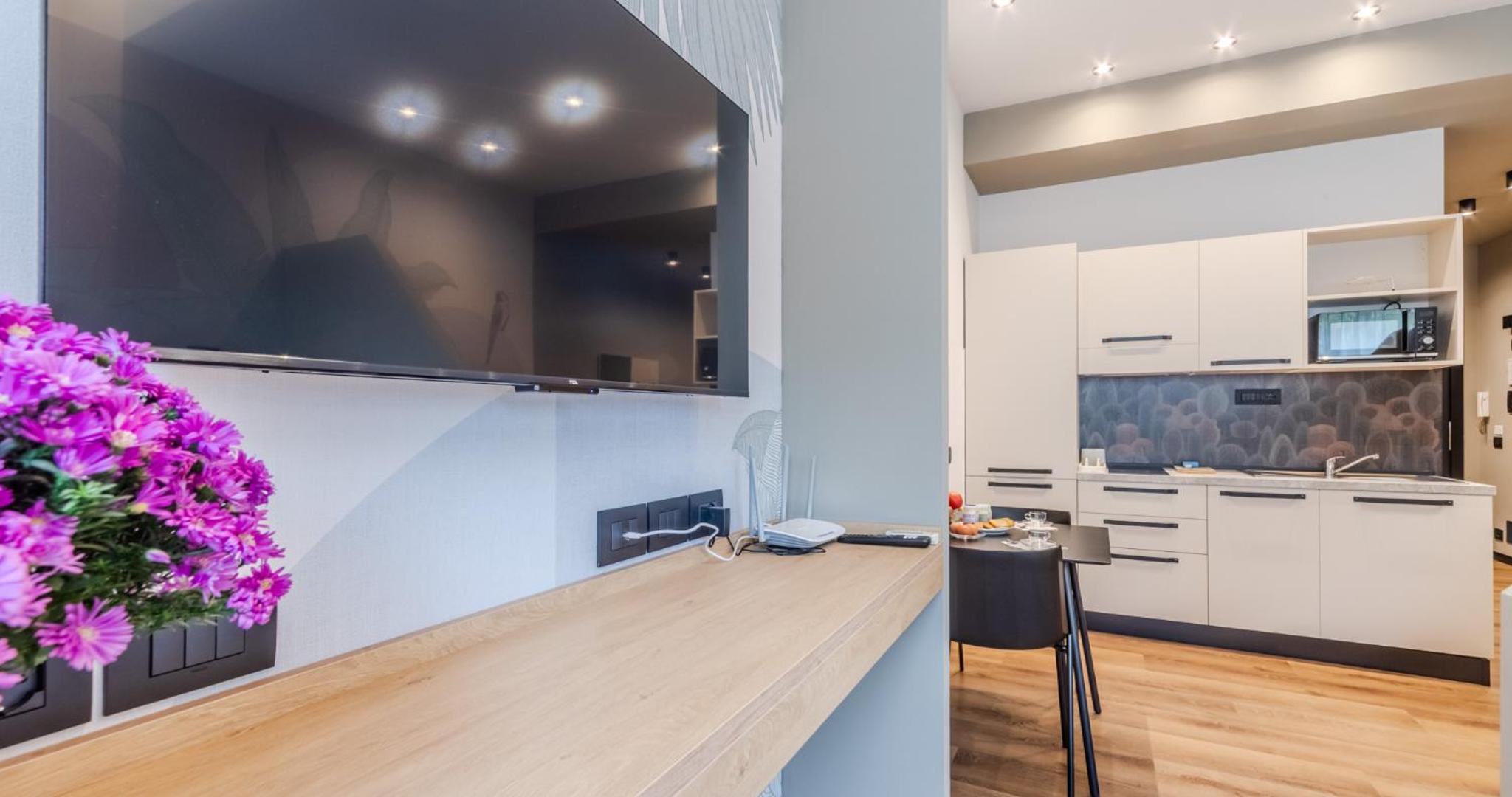 Superior Studio (1-2 Adults)