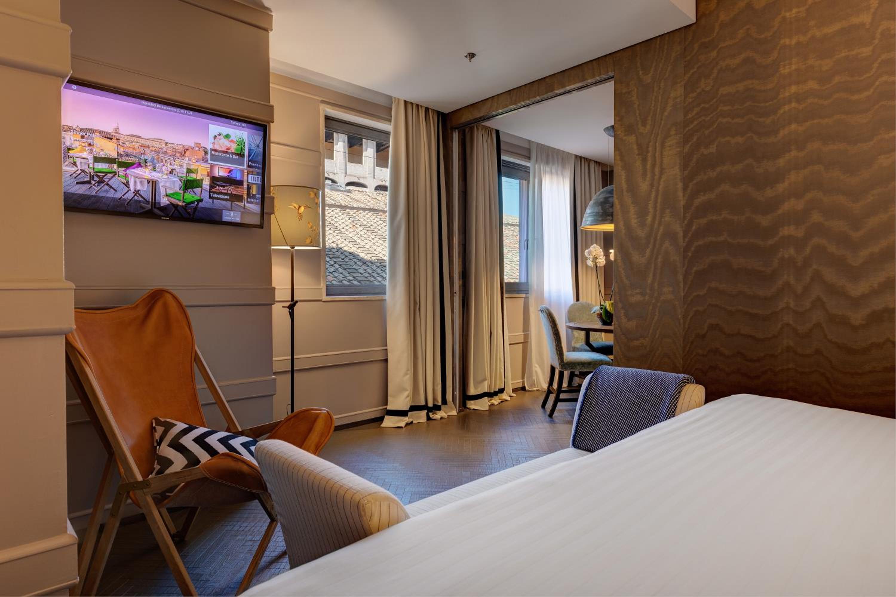 King Executive Suite