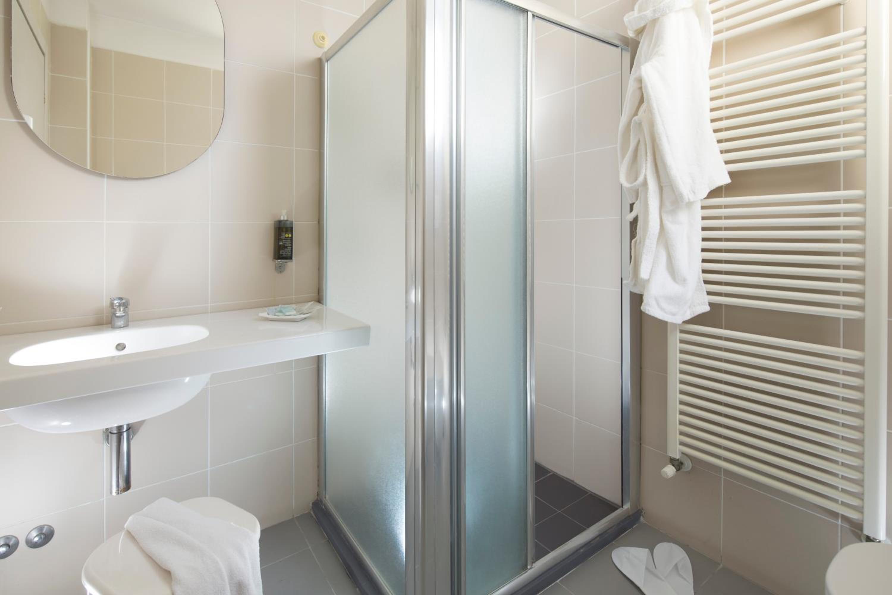 Comfort Quadruple Room