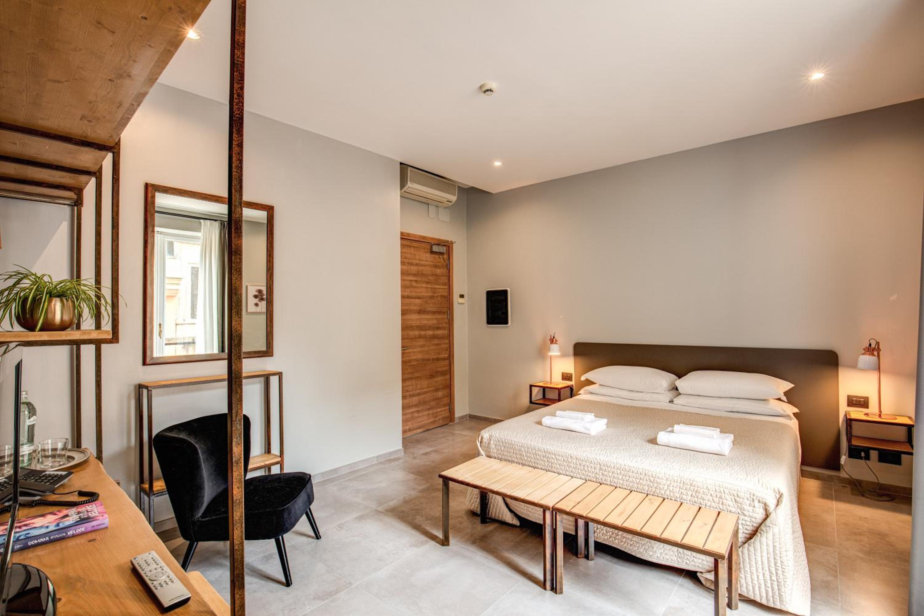 Superior Double Room with Balcony