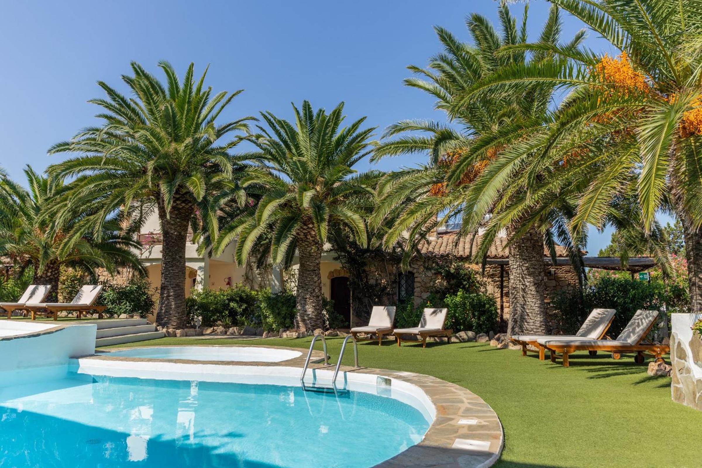 Double or Twin Room with Swimming Pool Access