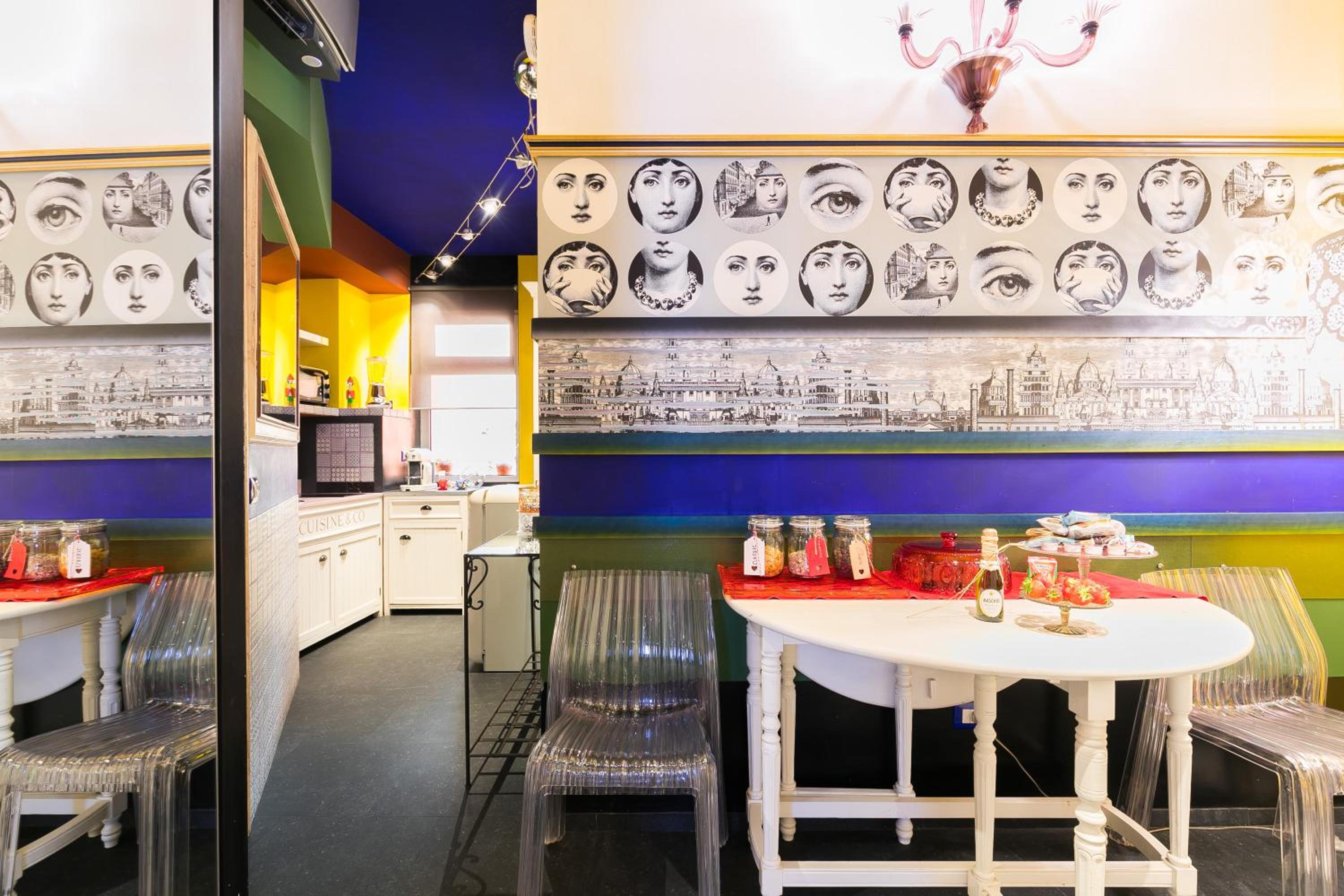 Luxury Penthouse Apartment with Terrace