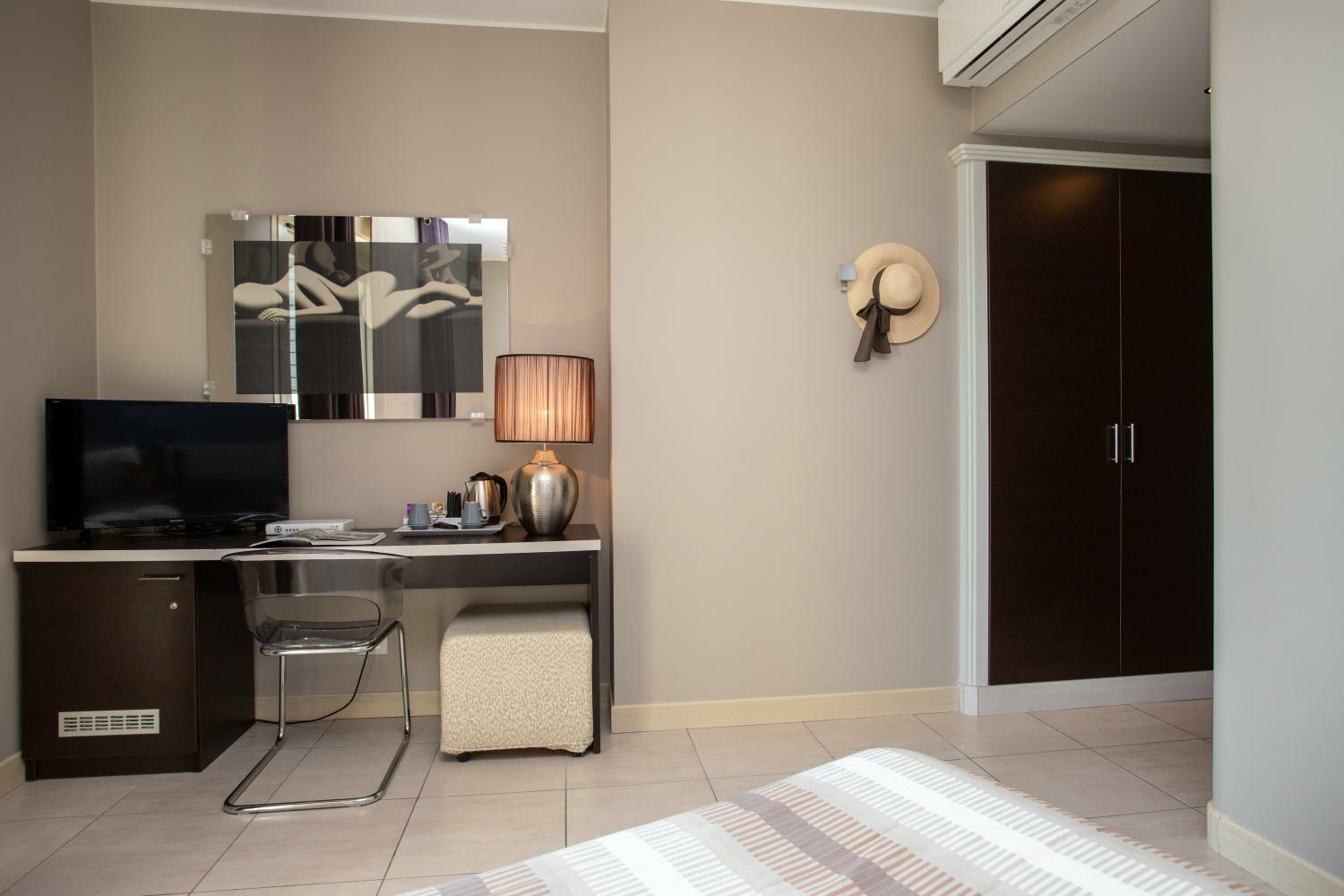 Standard Double or Twin Room with Balcony and Partial Sea View