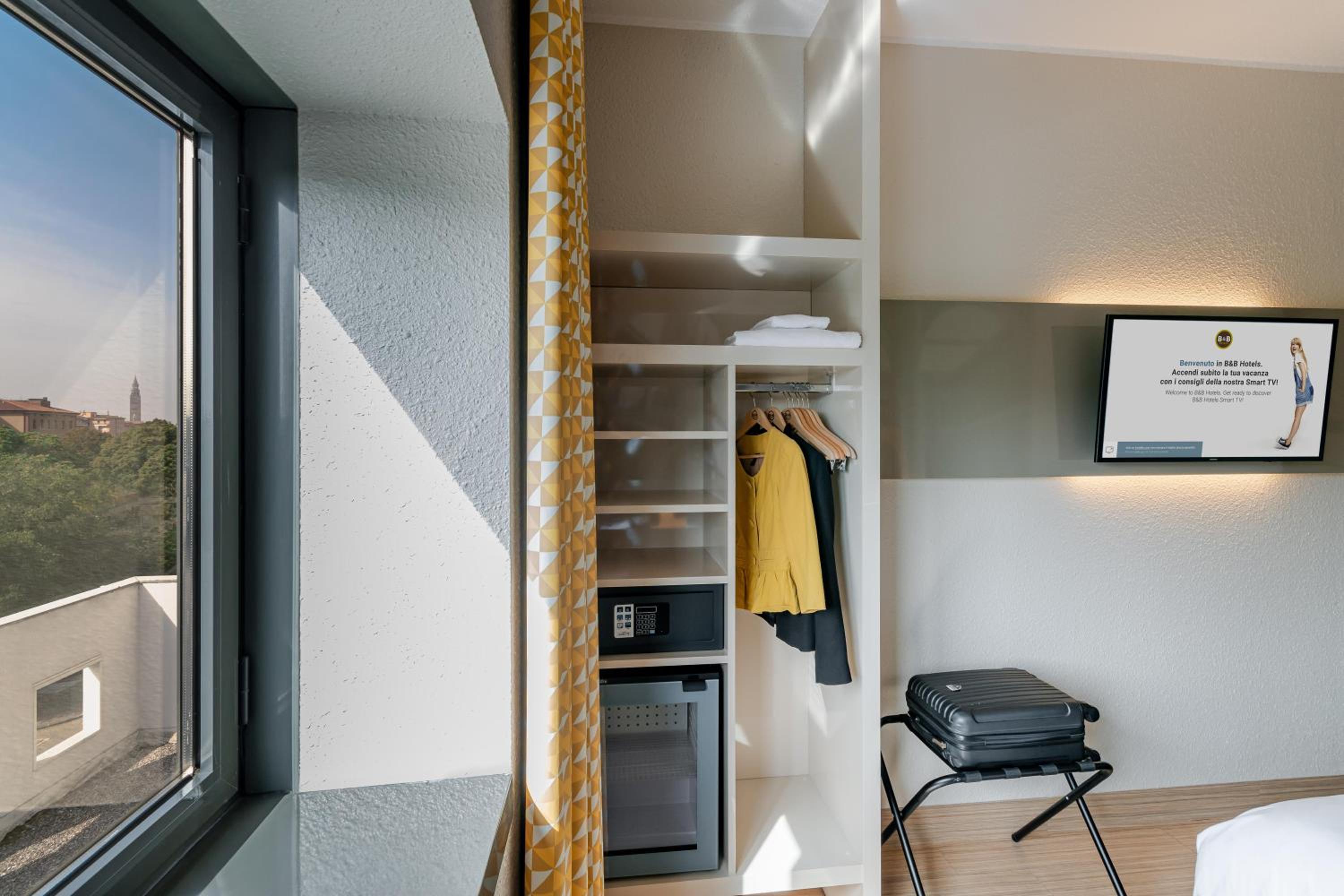 Standard Room with 1 Double Bed