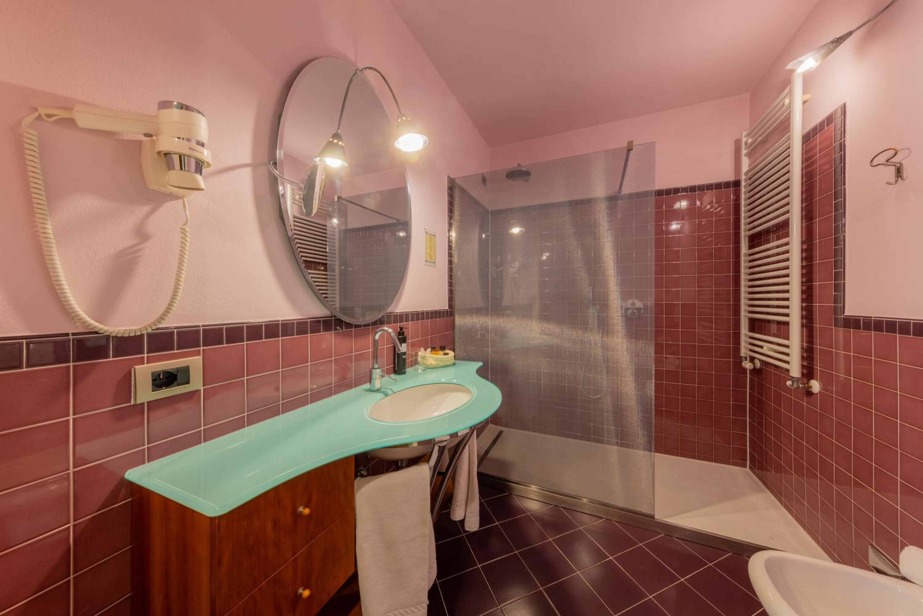 Double or Twin Room with Lake View