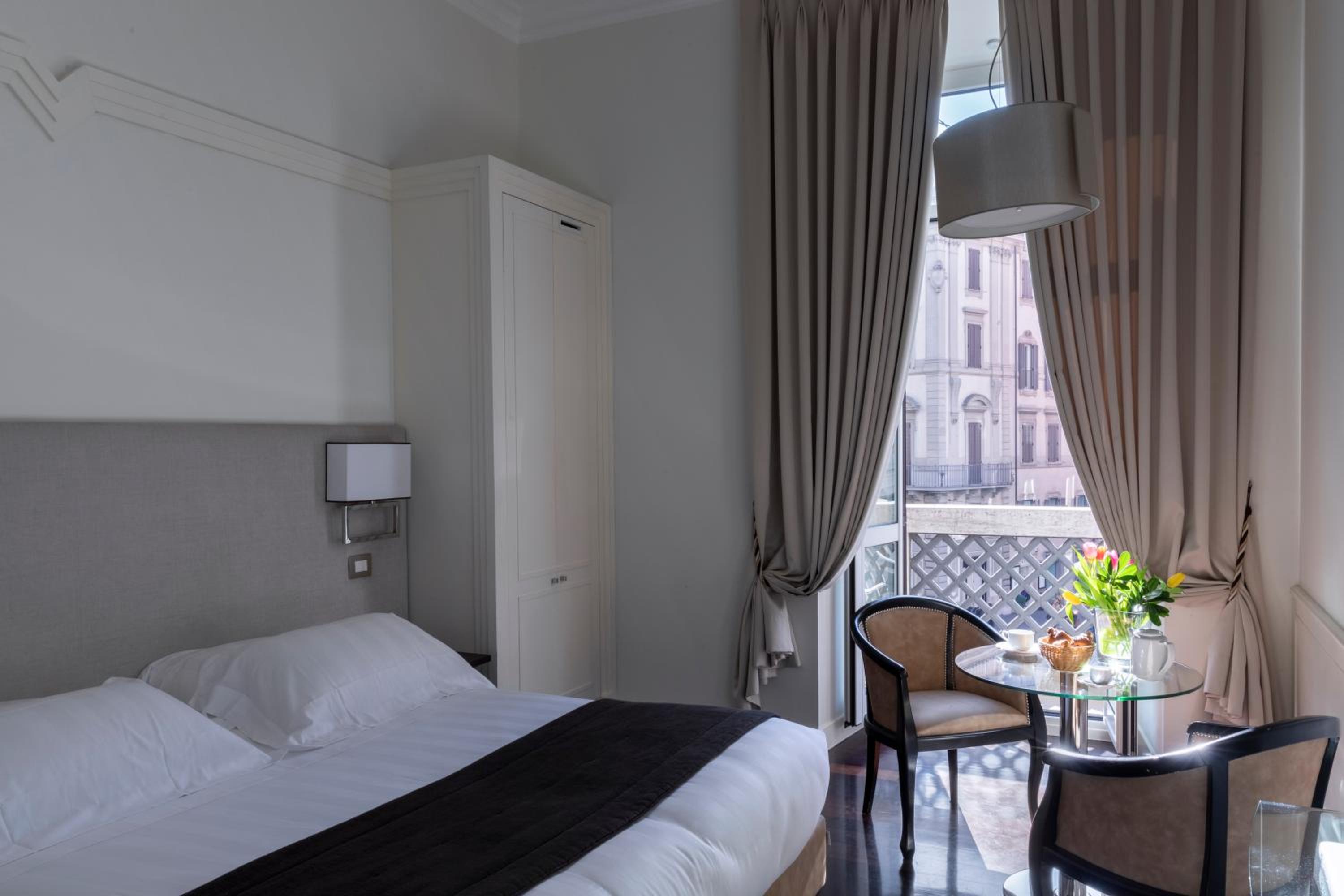 Deluxe Double or Twin Room with Balcony - Annex