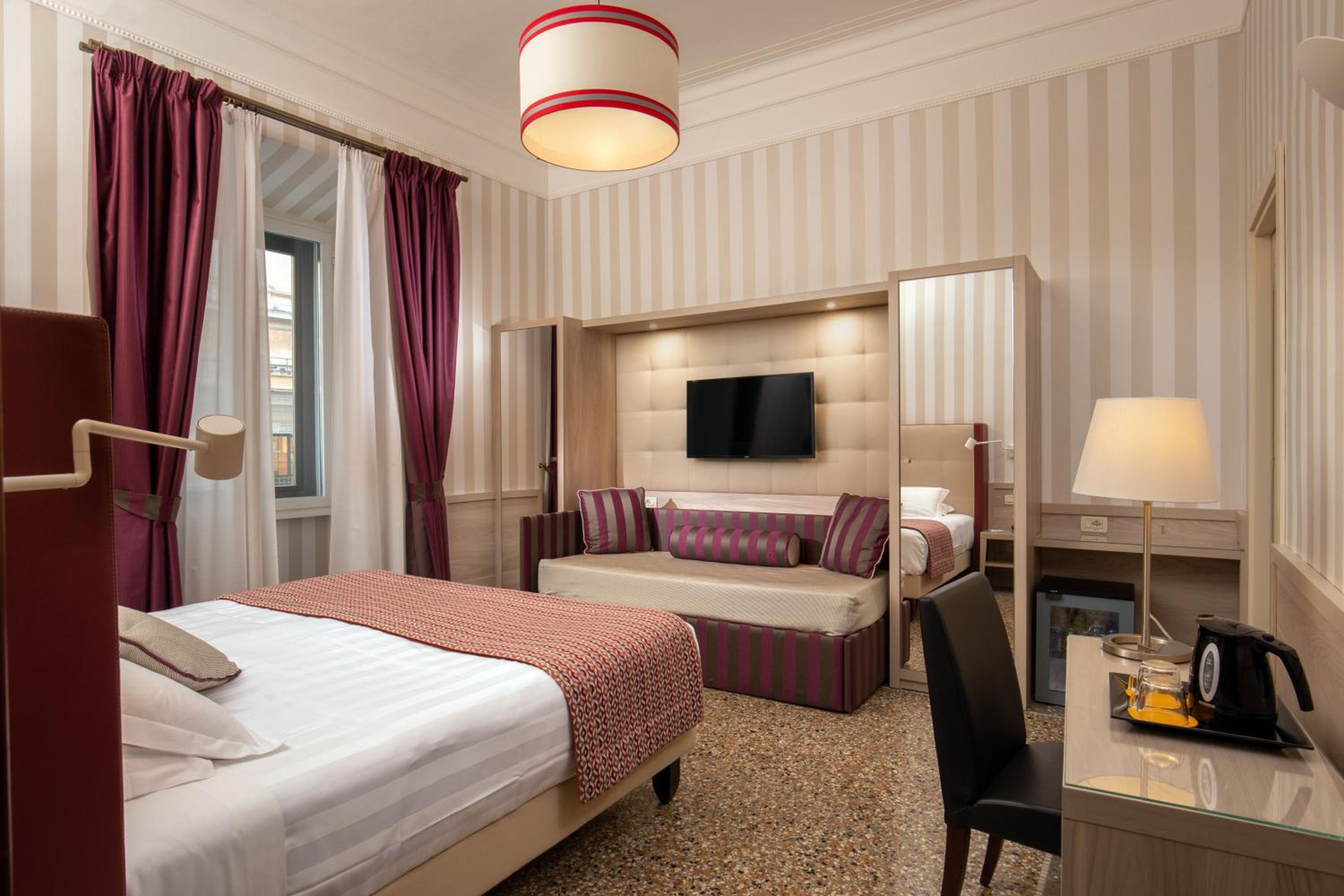 Deluxe Double or Twin Room