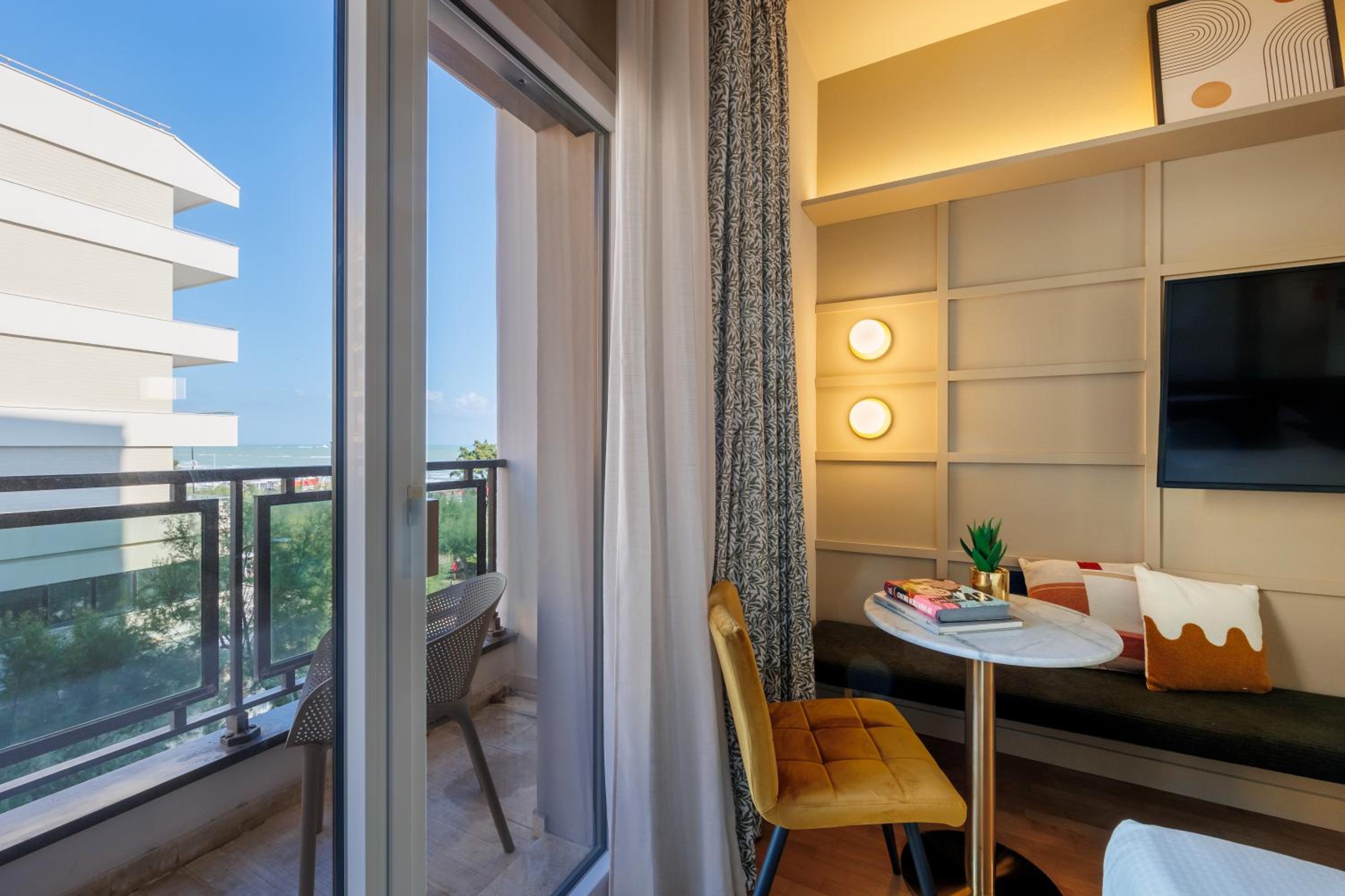 Paris - Sea Side View