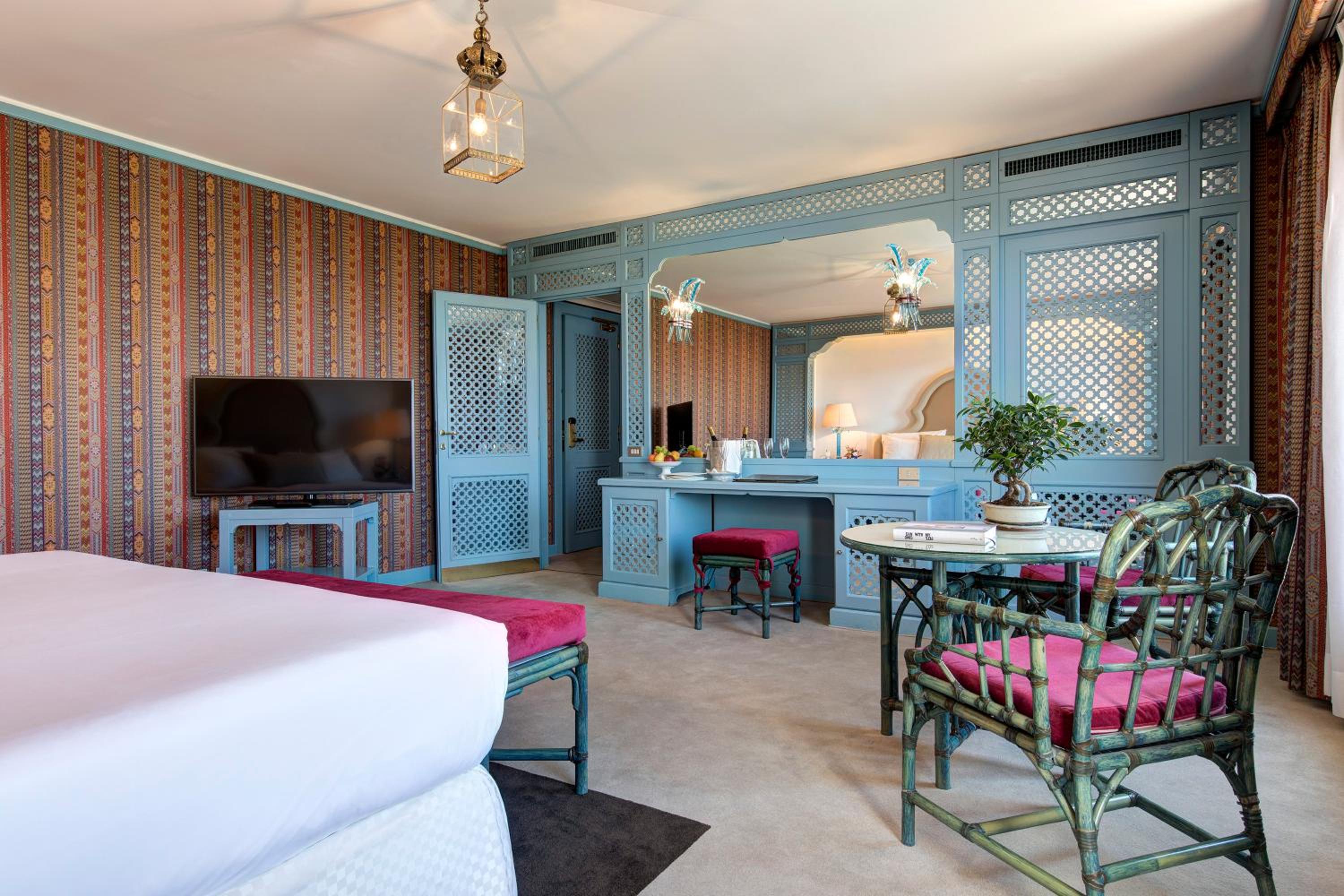 Deluxe Double or Twin Room with Venice View