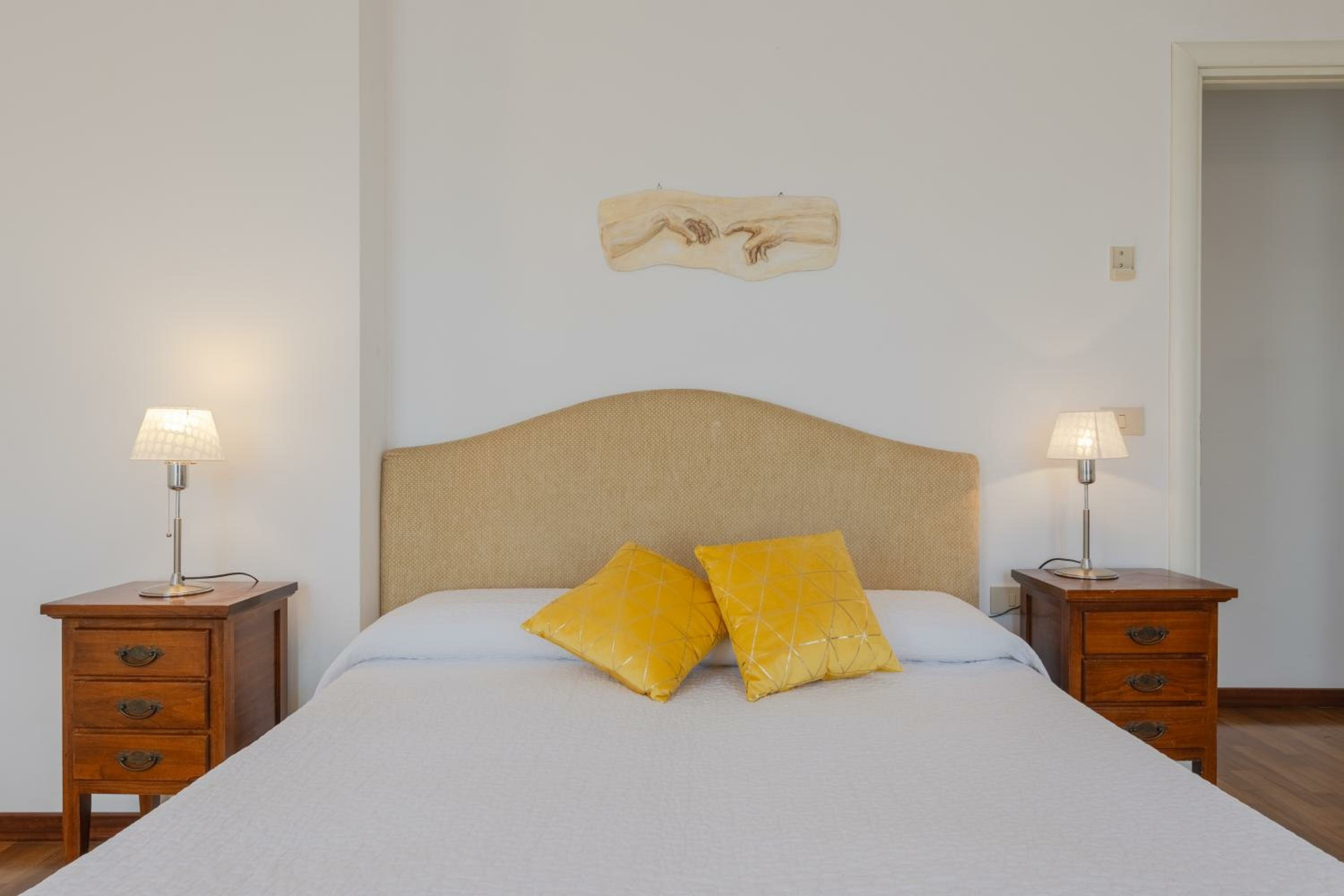 One-Bedroom Apartment with Garden View