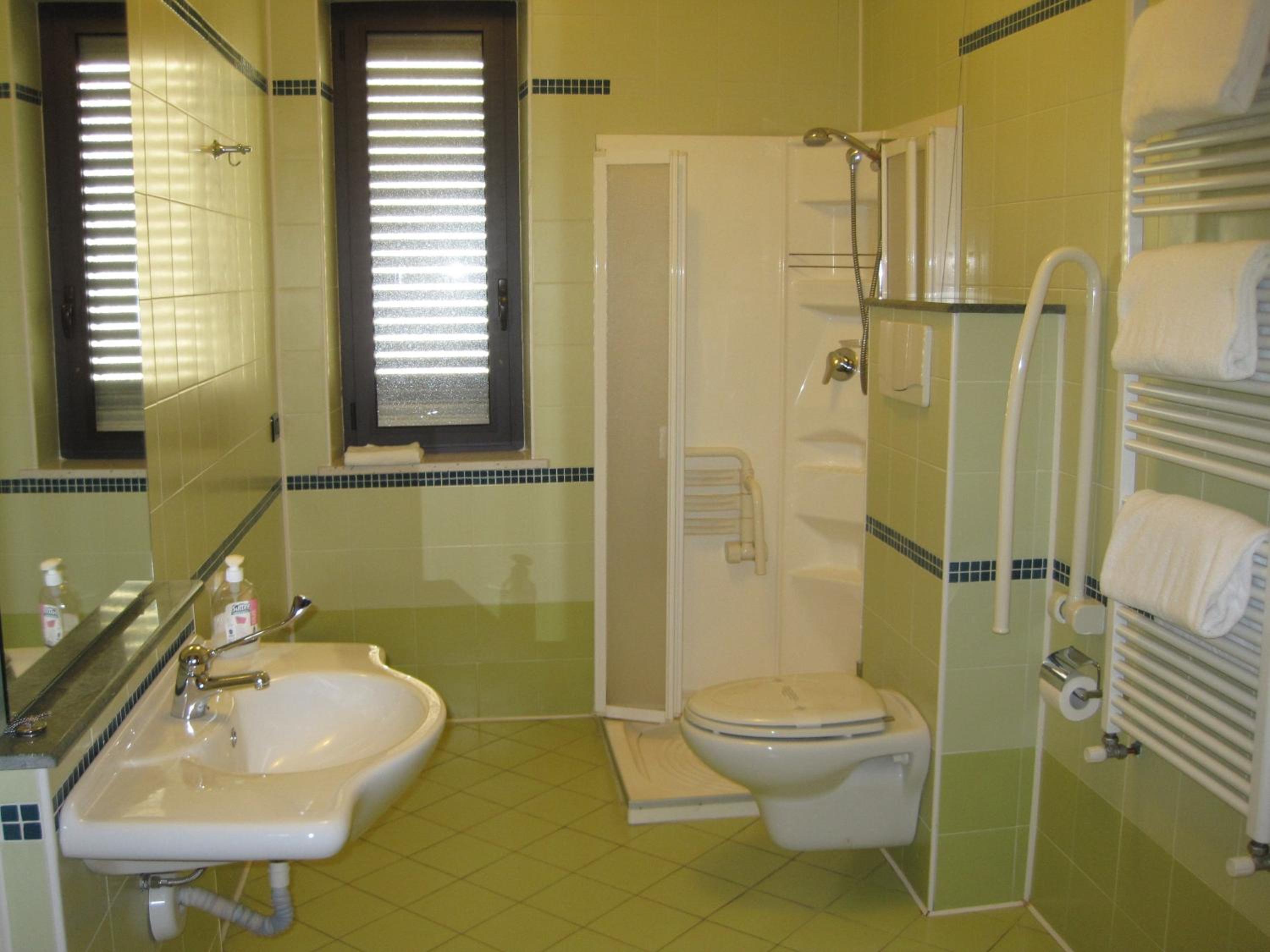Triple Room with Private Bathroom