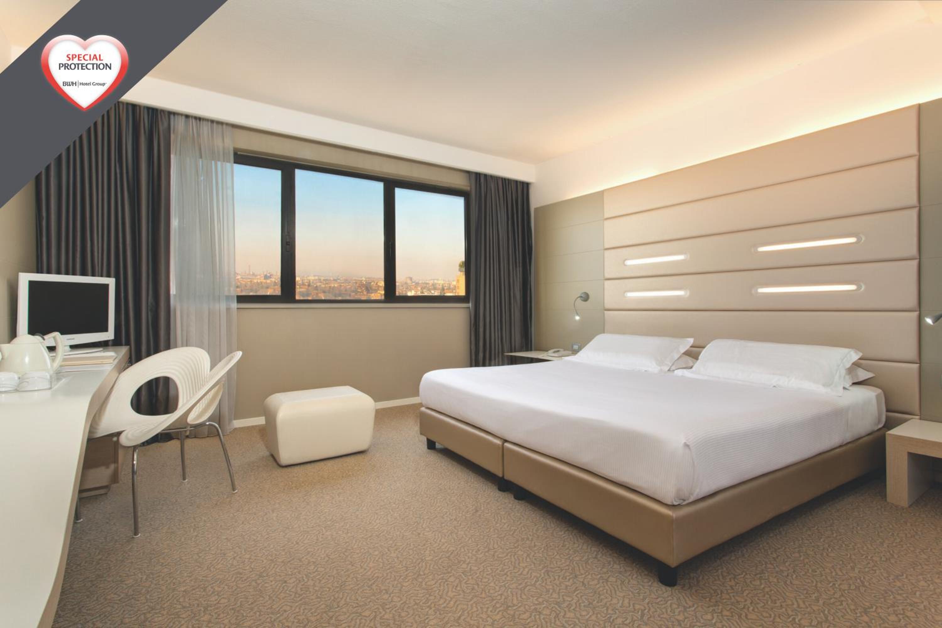 Deluxe Double or Twin Room
