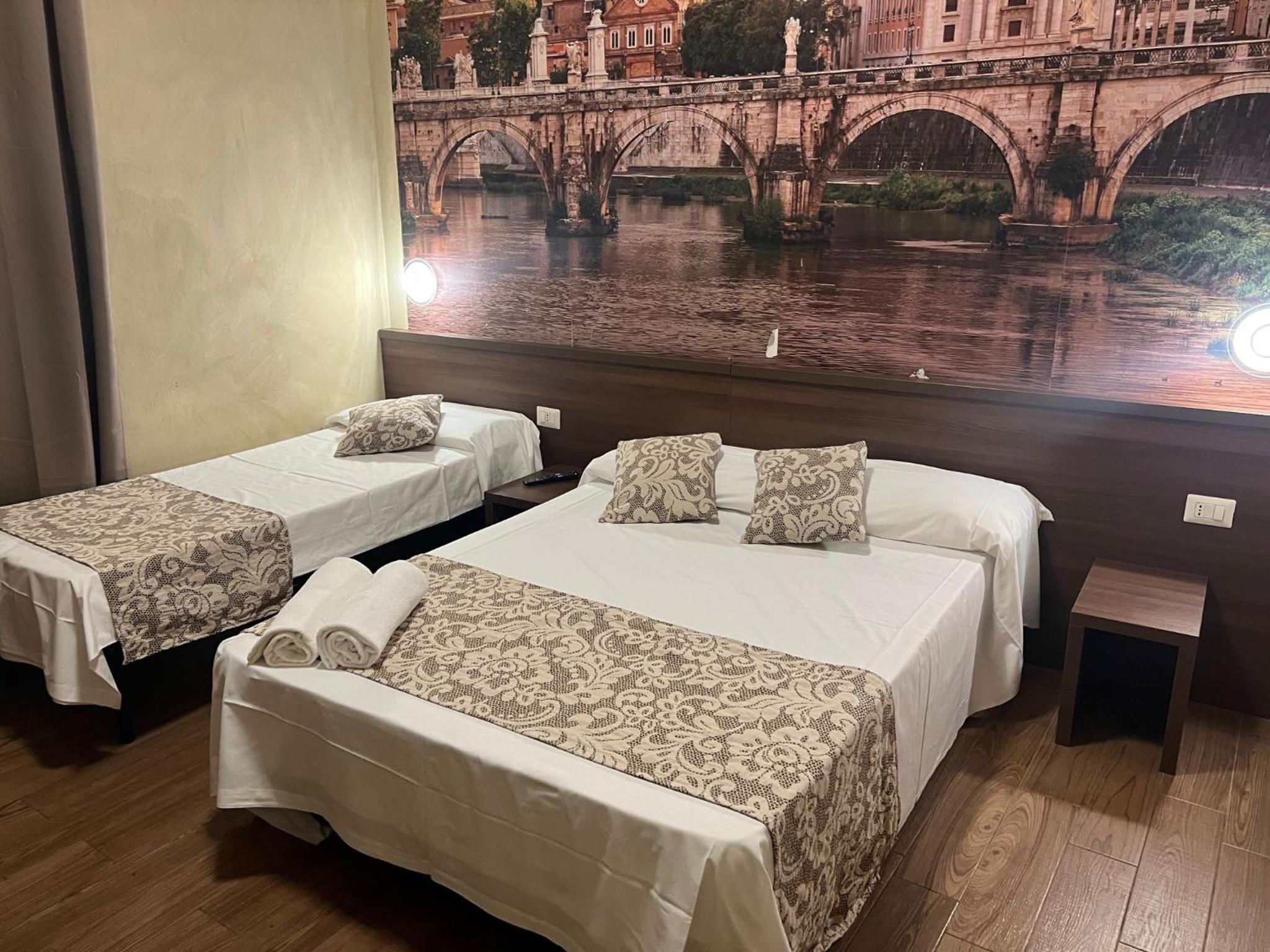 Economy Triple Room