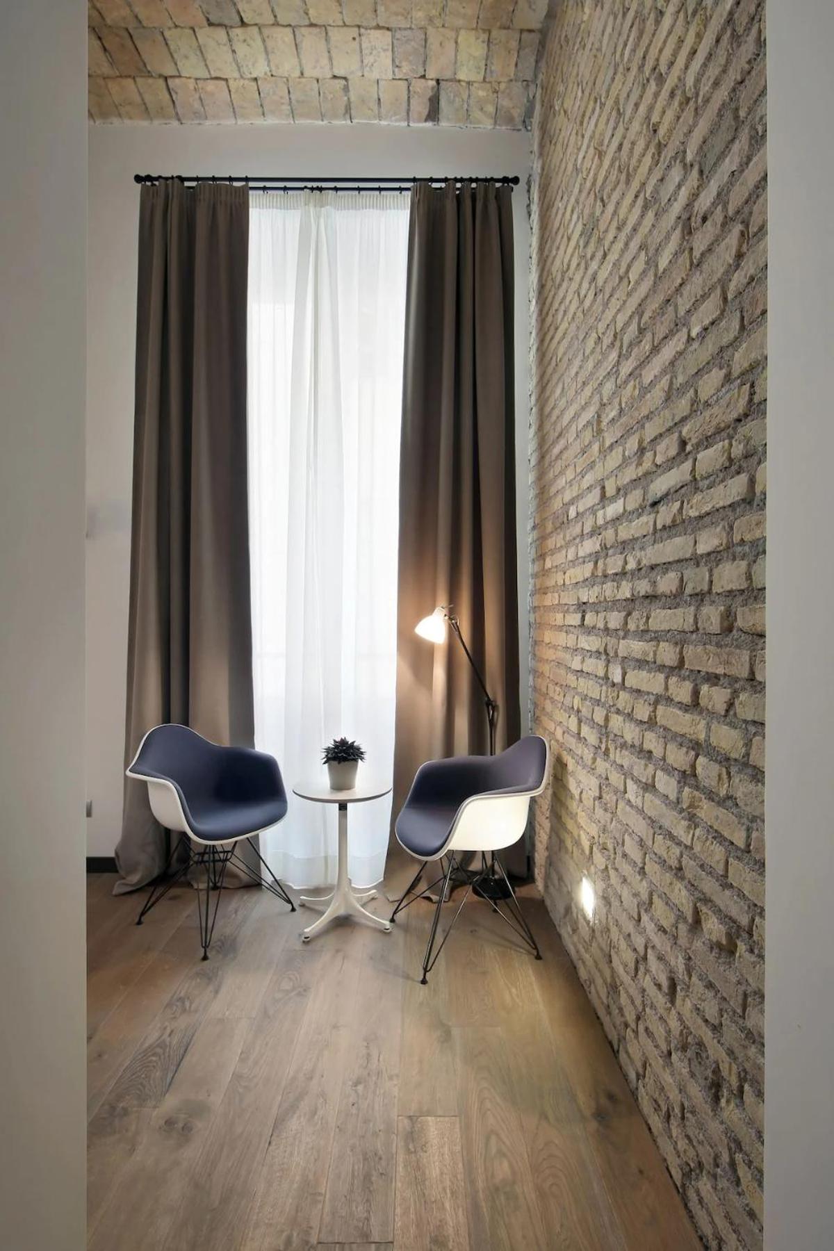 Annex Building Triple Room