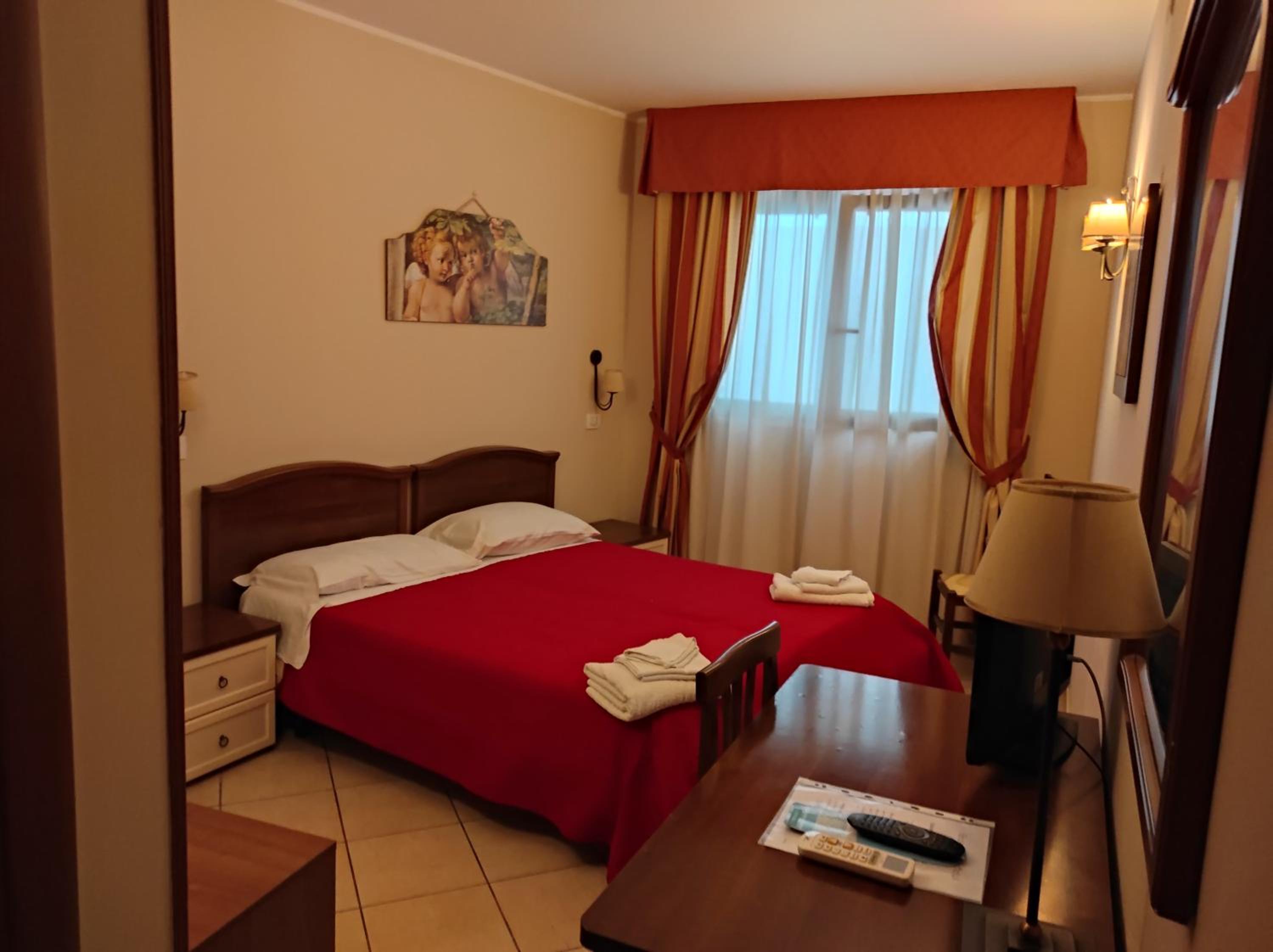 Economy Double Room
