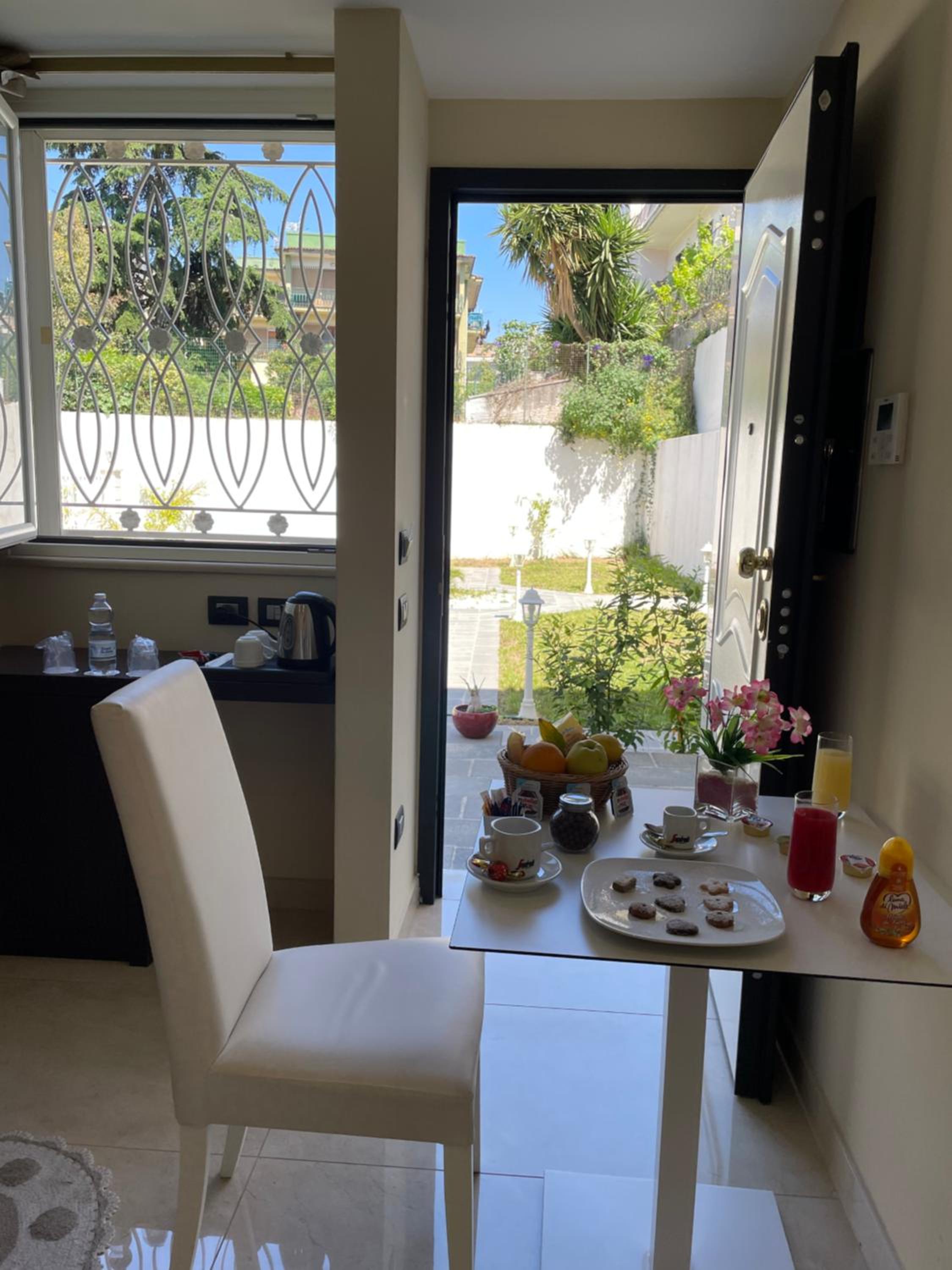 Double Room with Private Entrance and Garden View